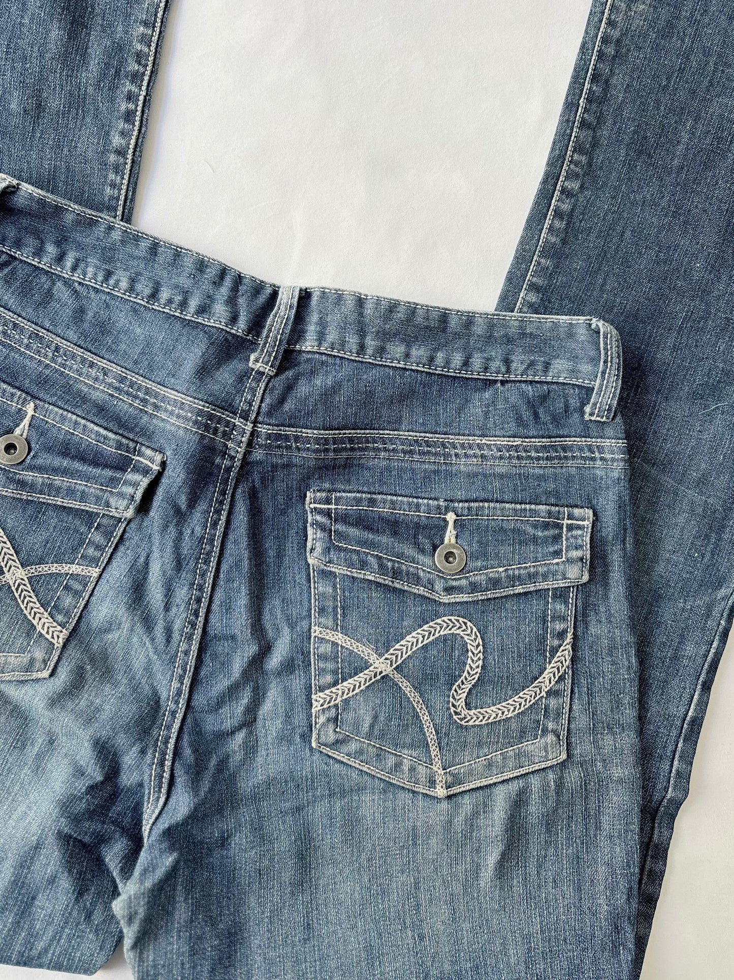 00’s Maya bootcut embroidered jeans | Size 10