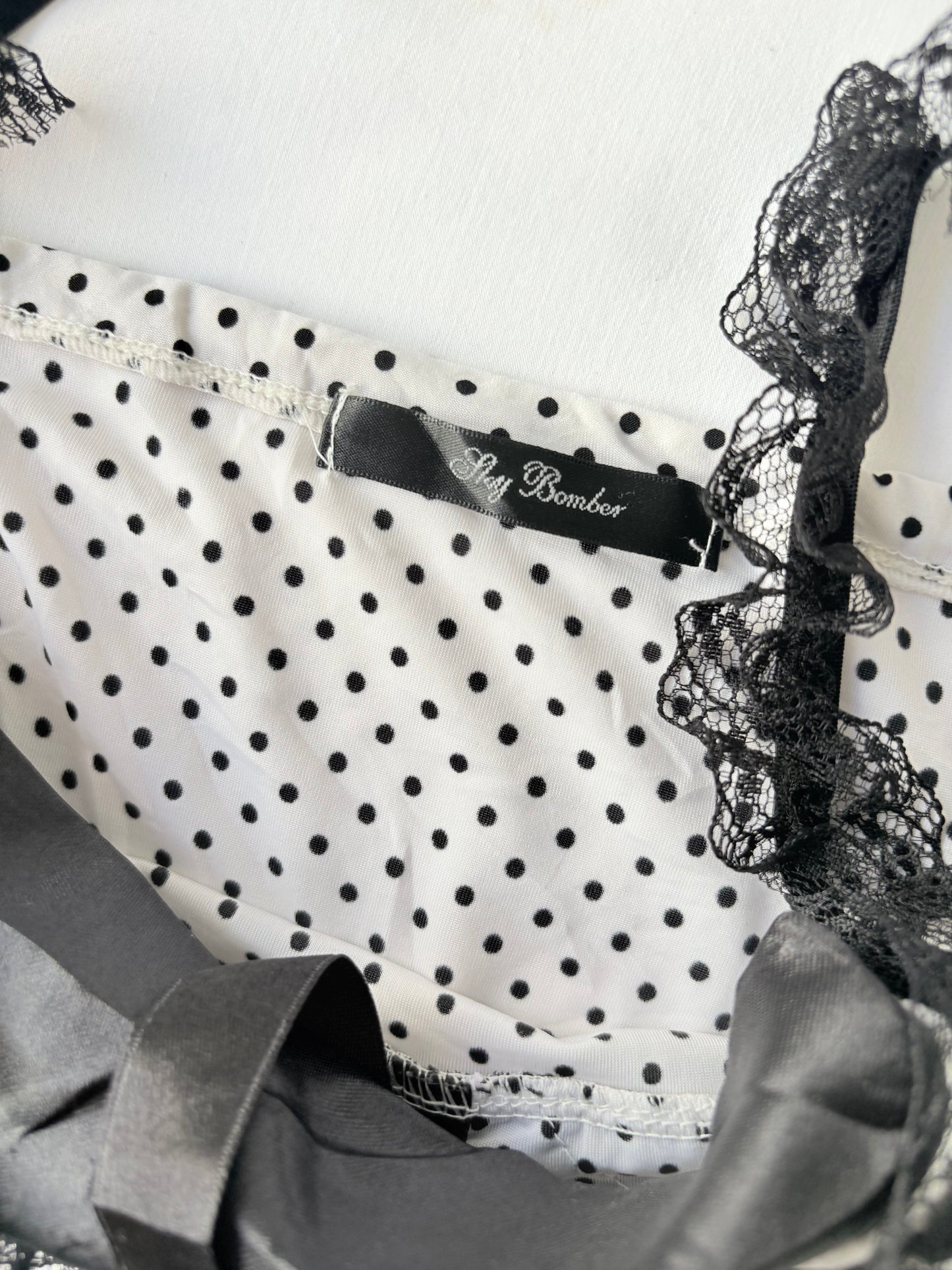 00’s Polka dot lace trim cami | Size 10