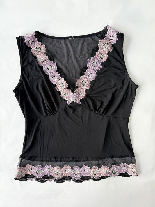 00’s Embroidered floral tank | Size 14