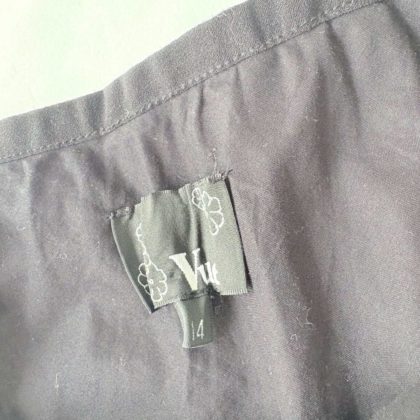 00’s Vue polka dot midi skirt | Size 10