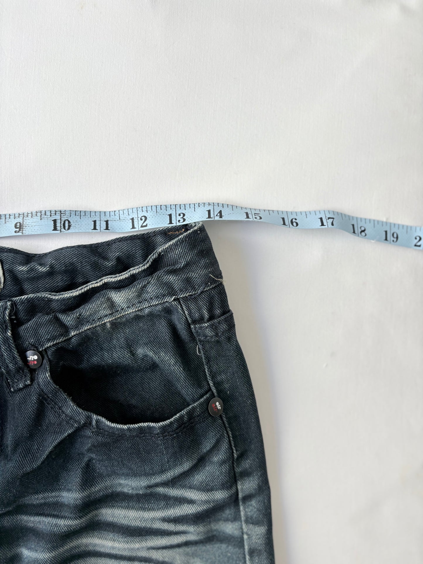 00’s Tank Jeans dark denim skirt | Size 8