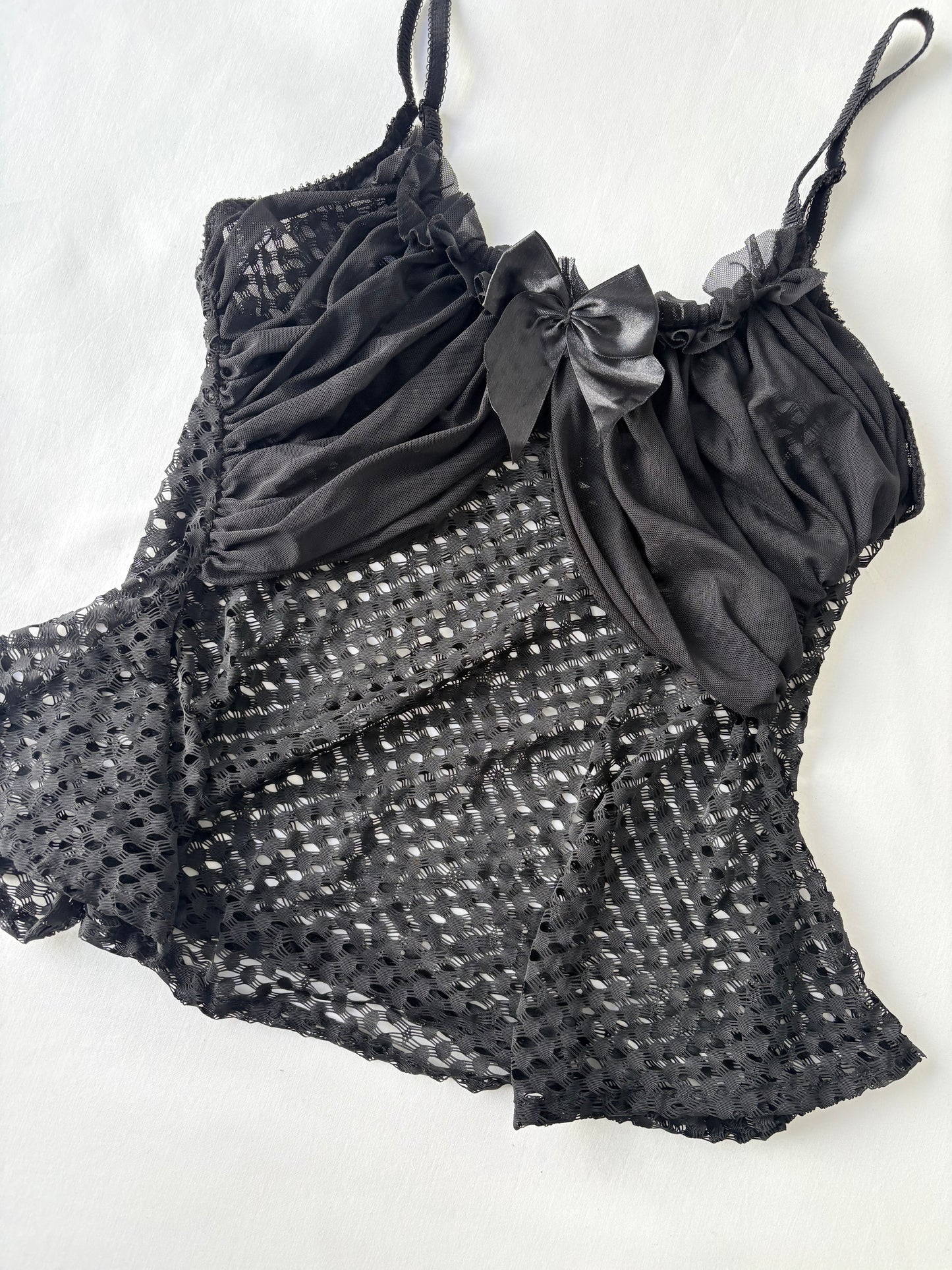 00’s Fishnet black cami | Size 8-10