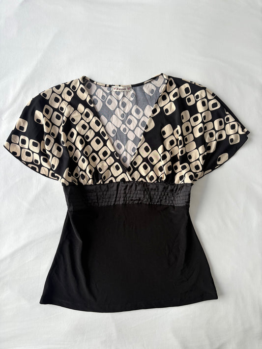 00’s Forever 21 patterned top | Size medium
