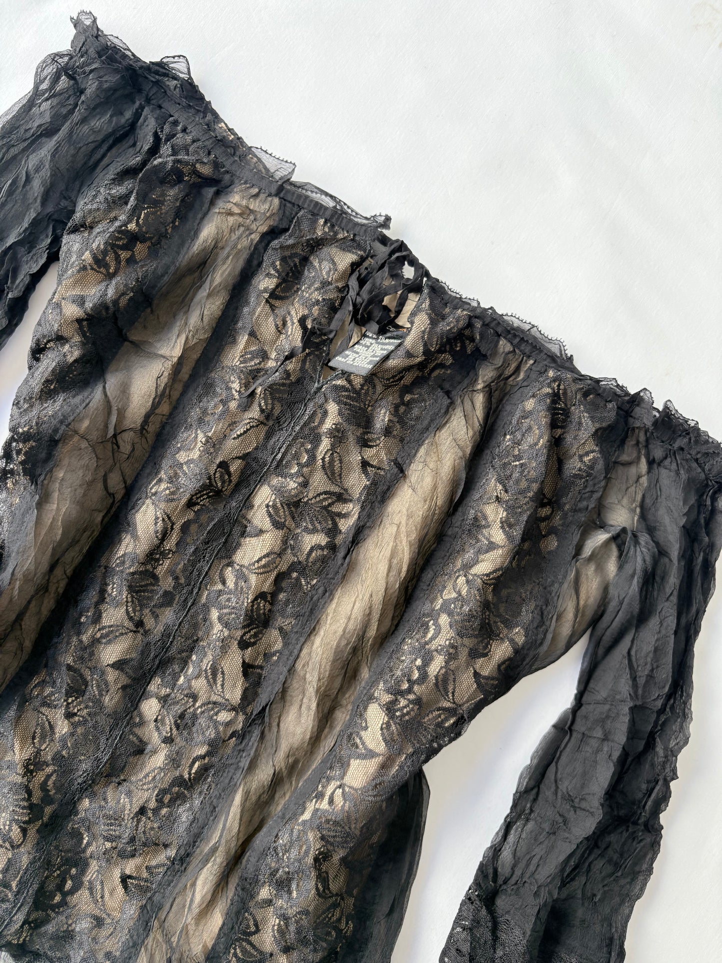 00’s BCBG silk off the shoulder top | Size 10