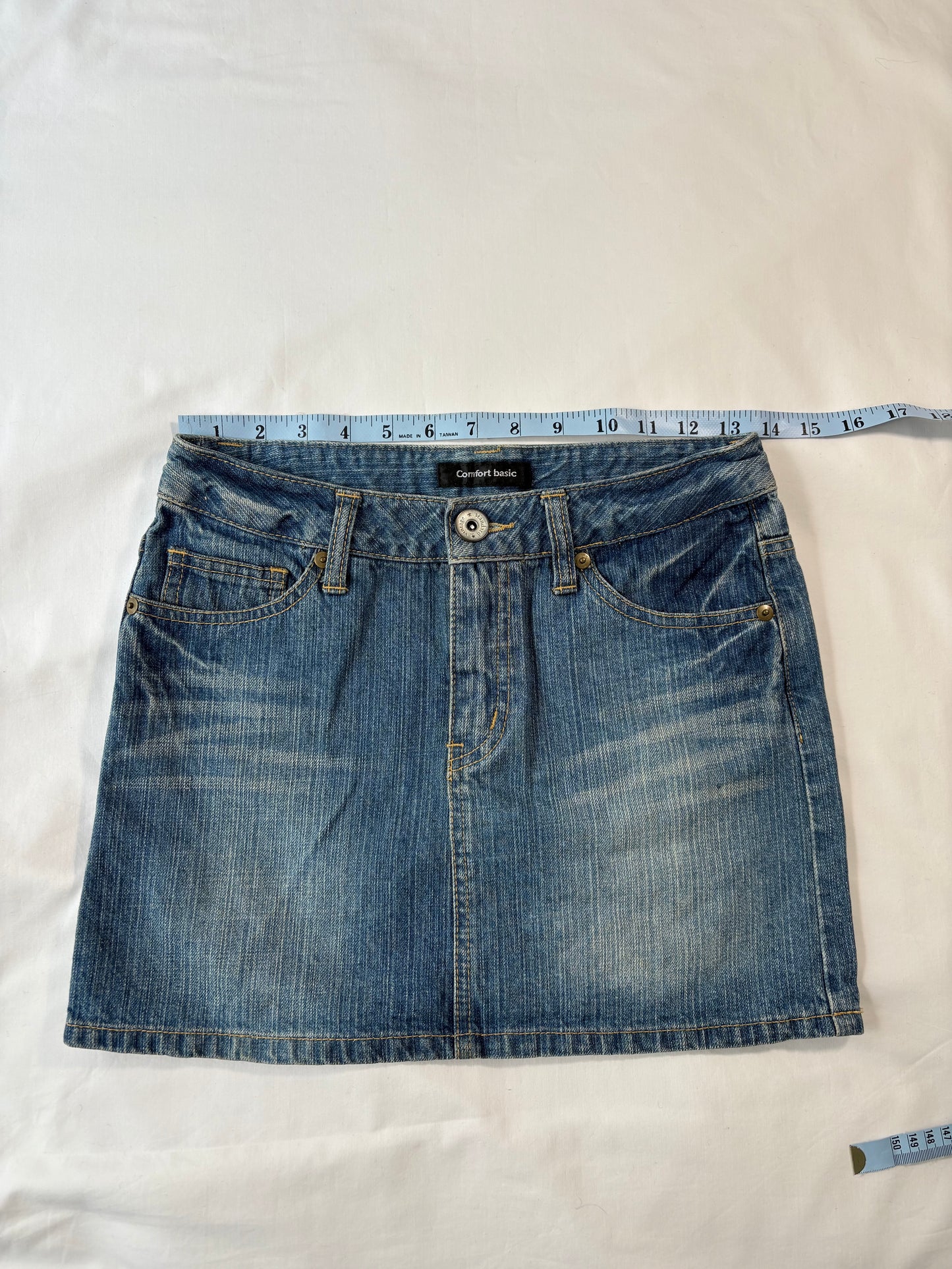 00’s Denim mini skirt | Size 6