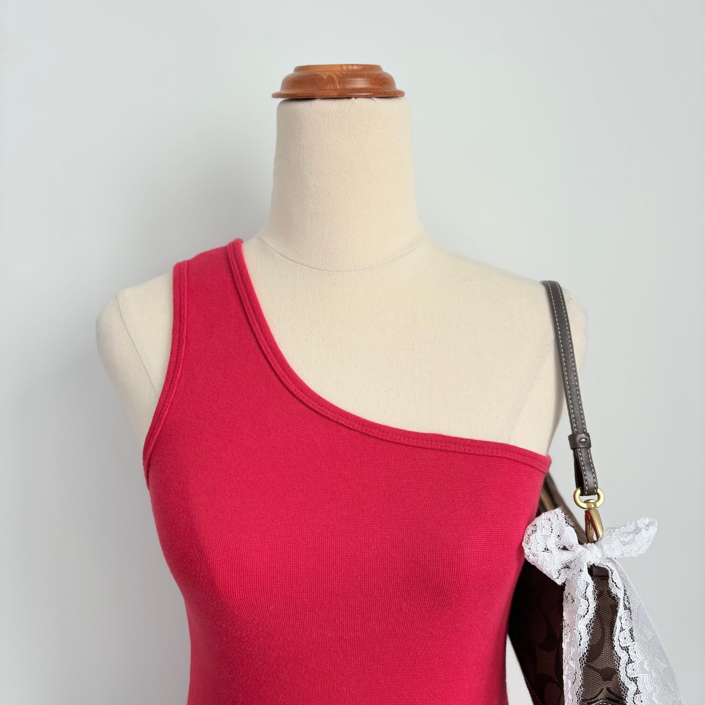 00’s Glassons one shoulder tank | Size 10-12