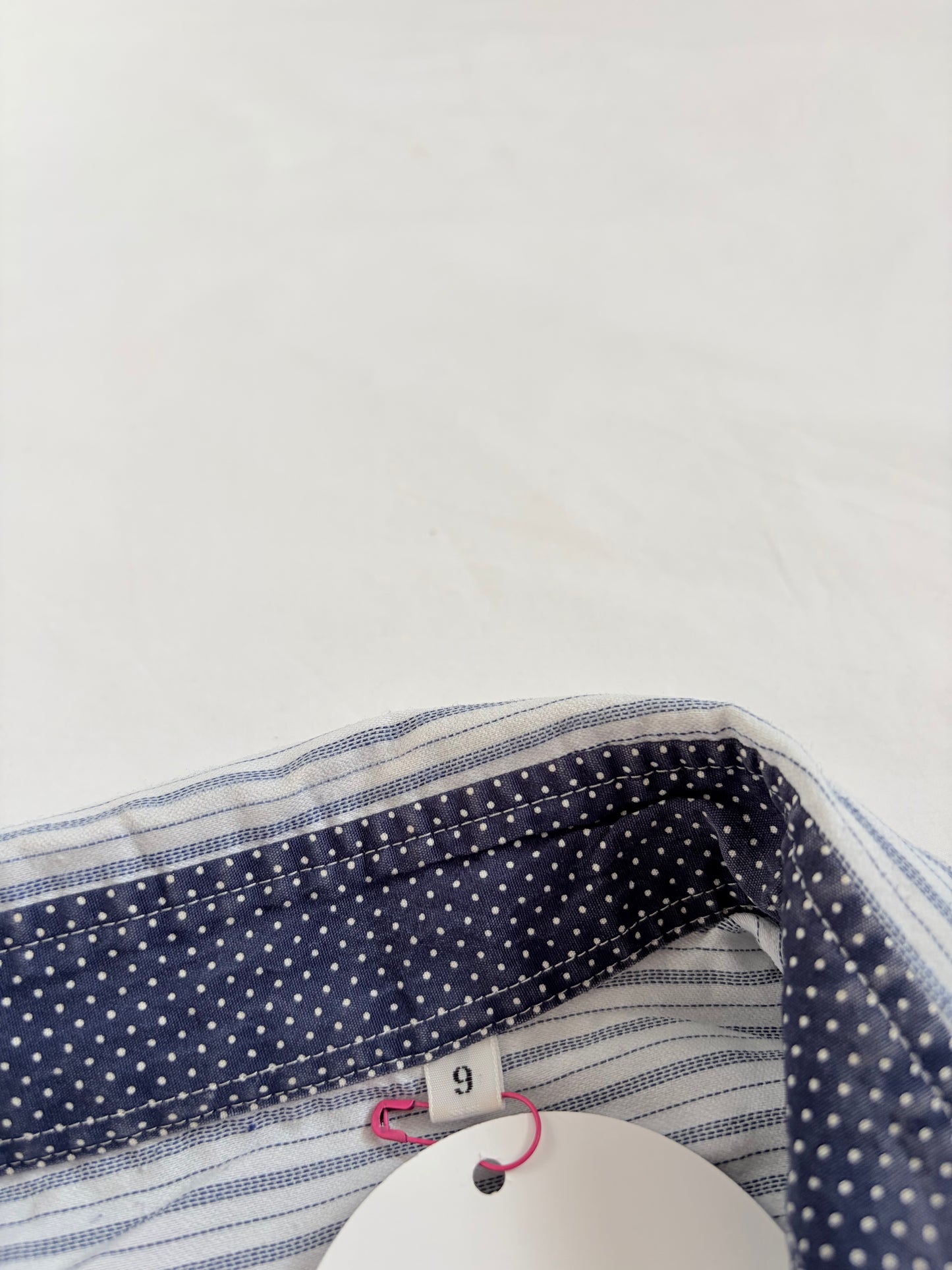00’s Blue pinstripe cinched shirt | Size 8-10