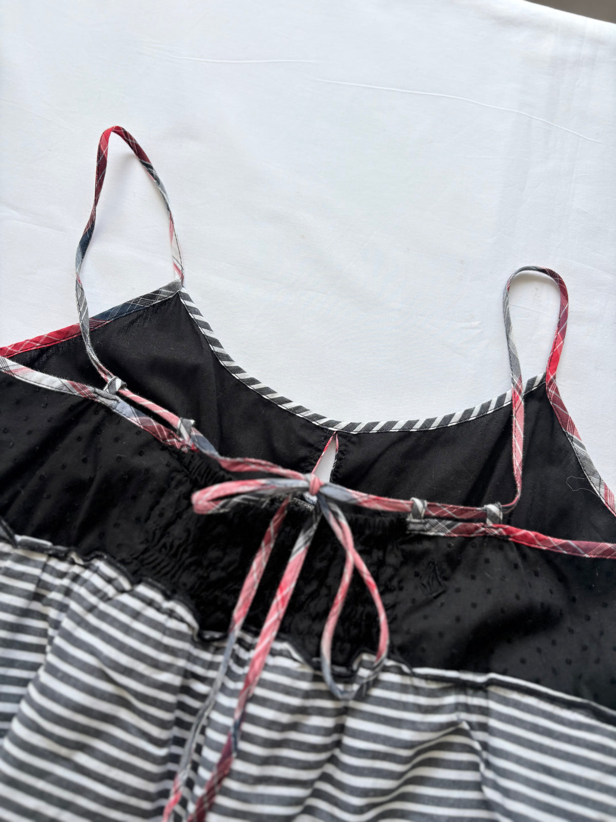 00’s Volcom tiered mini dress | Size 8-10