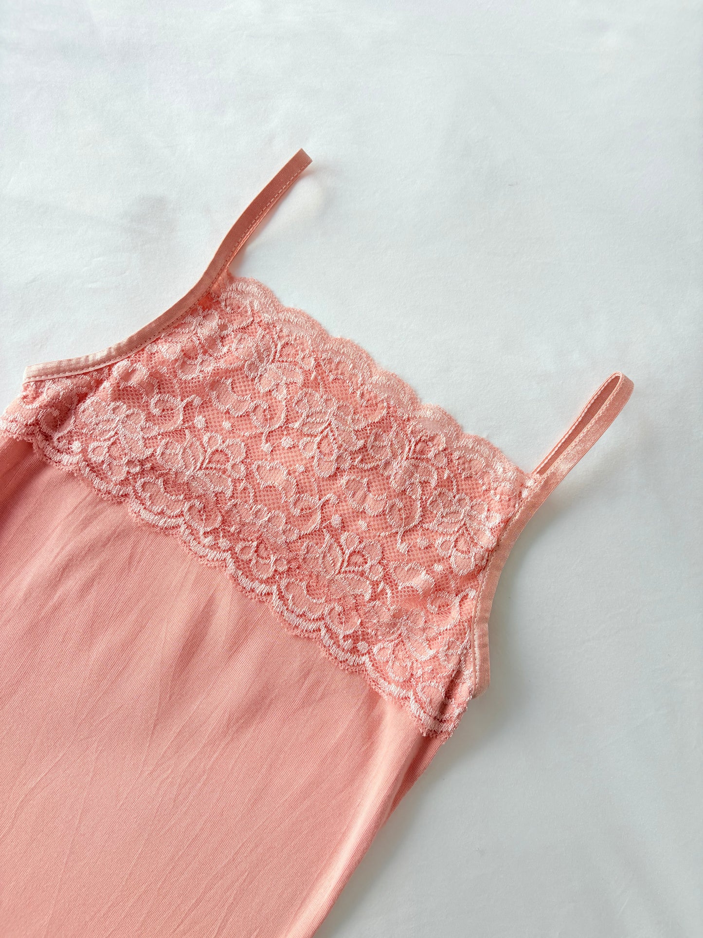 00’s Blush lace cami | Size 6