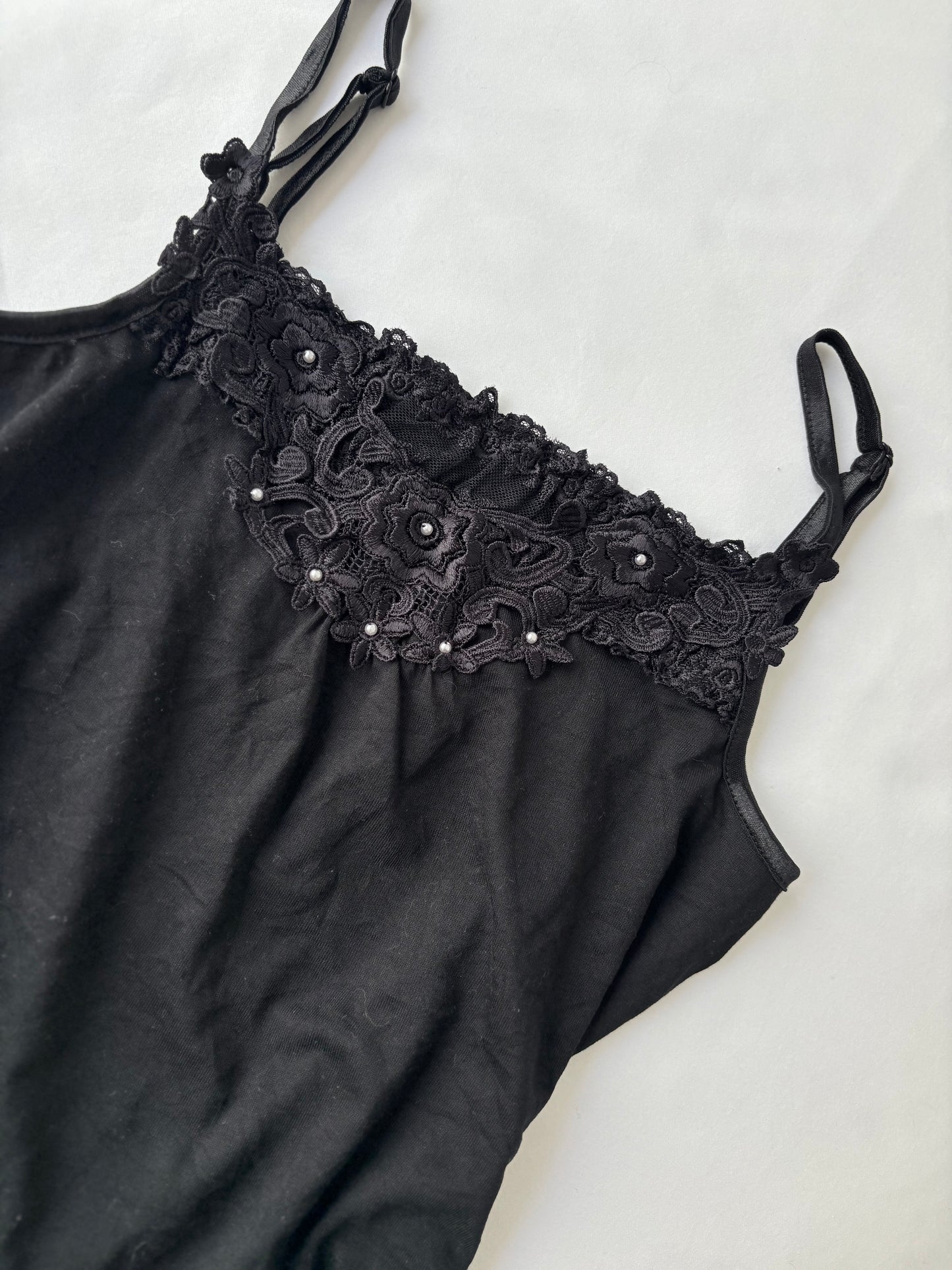 00’s Axes black cami | Size 10
