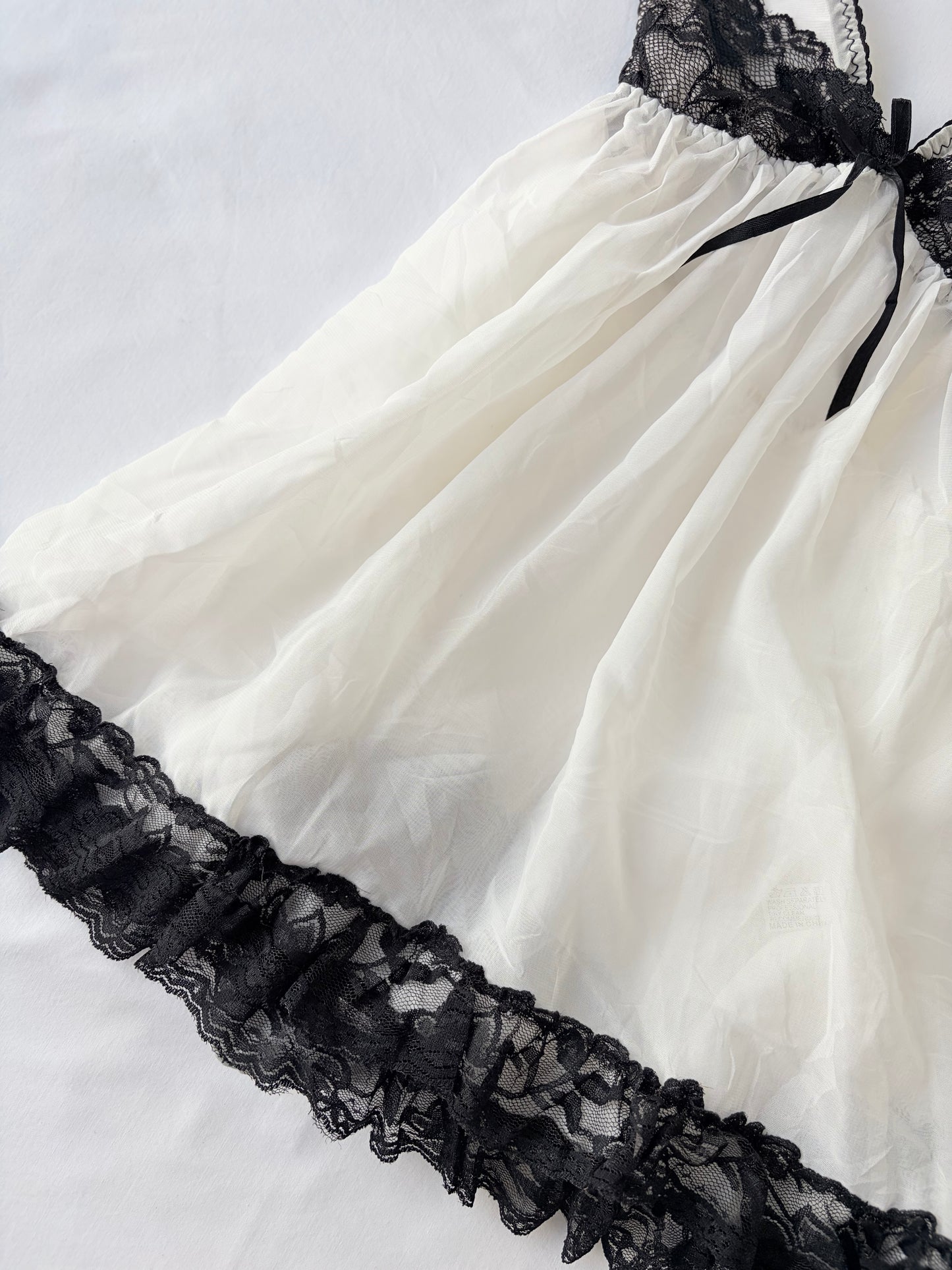 00’s White babydoll lace cami | Size 10