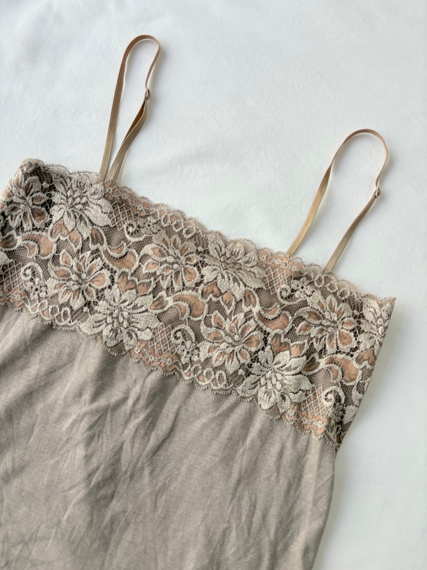 00’s Ash brown lace cami | Size 10