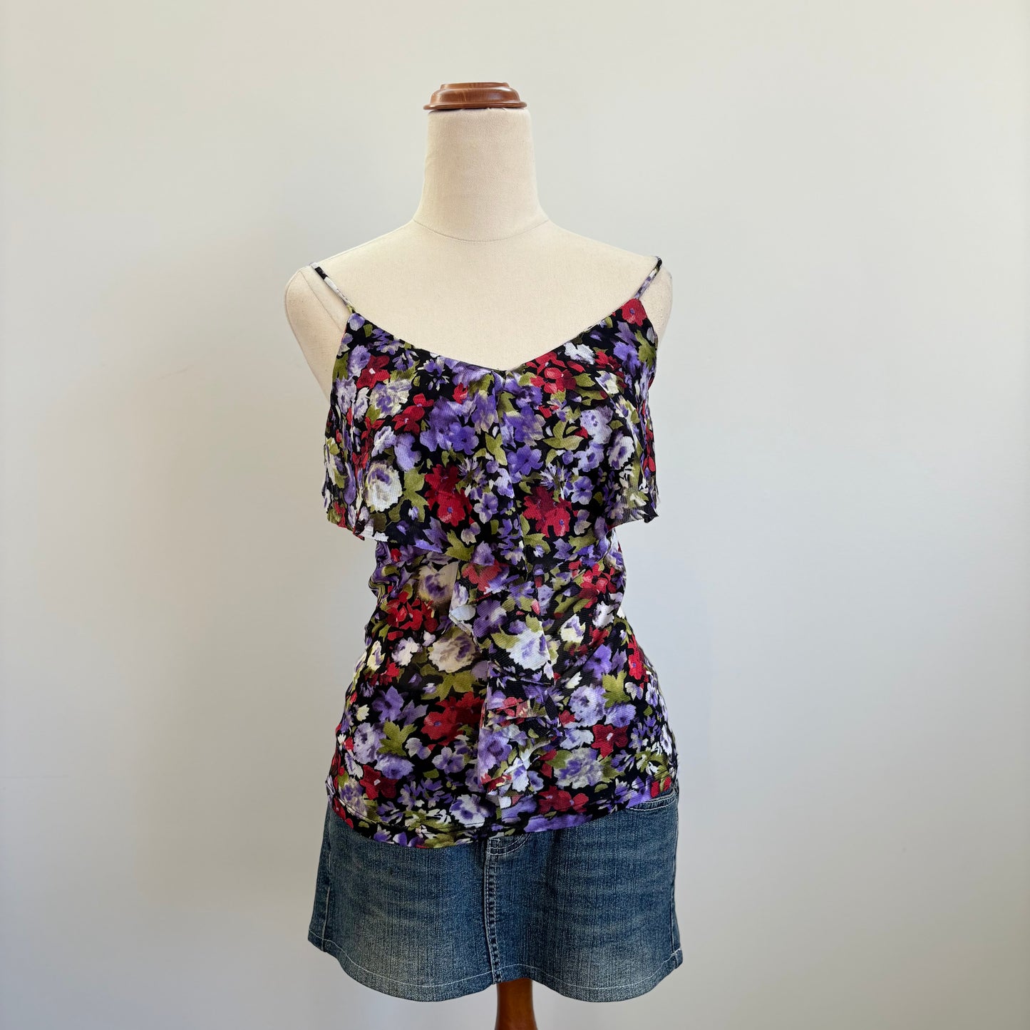 00’s Suzy floral ruffle top | Size 8