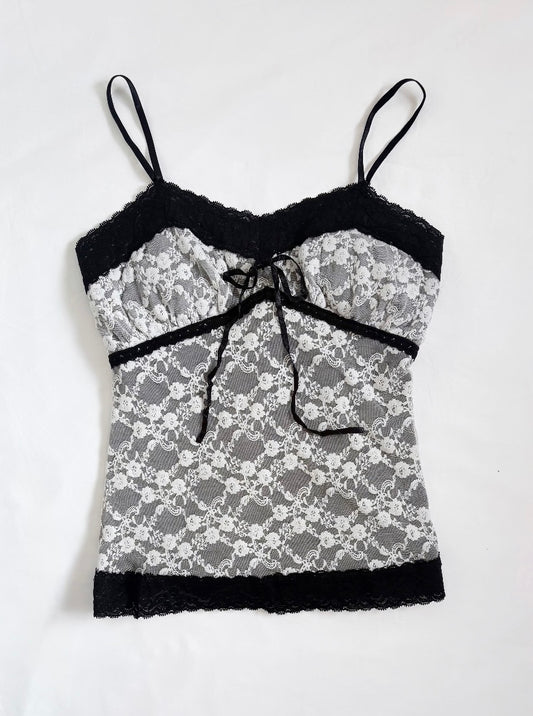 00’s Memory Road lace top | Size 8