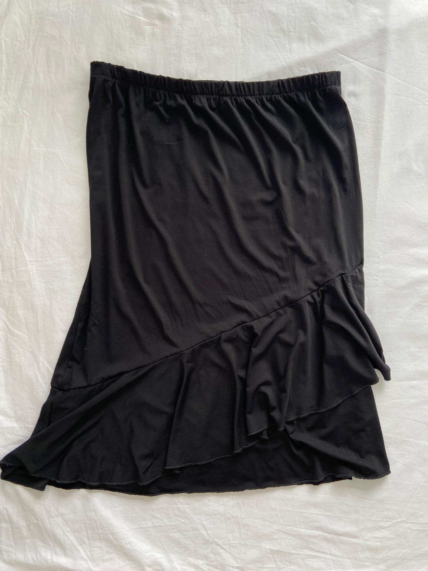 00’s Black ruffle midi skirt | Size large