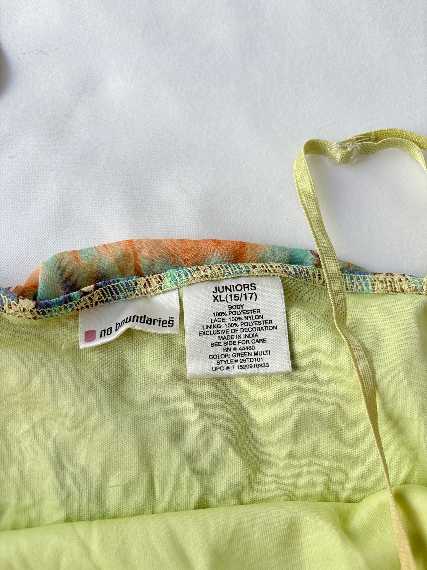 00’s No Boundaries patterned top | Size 14