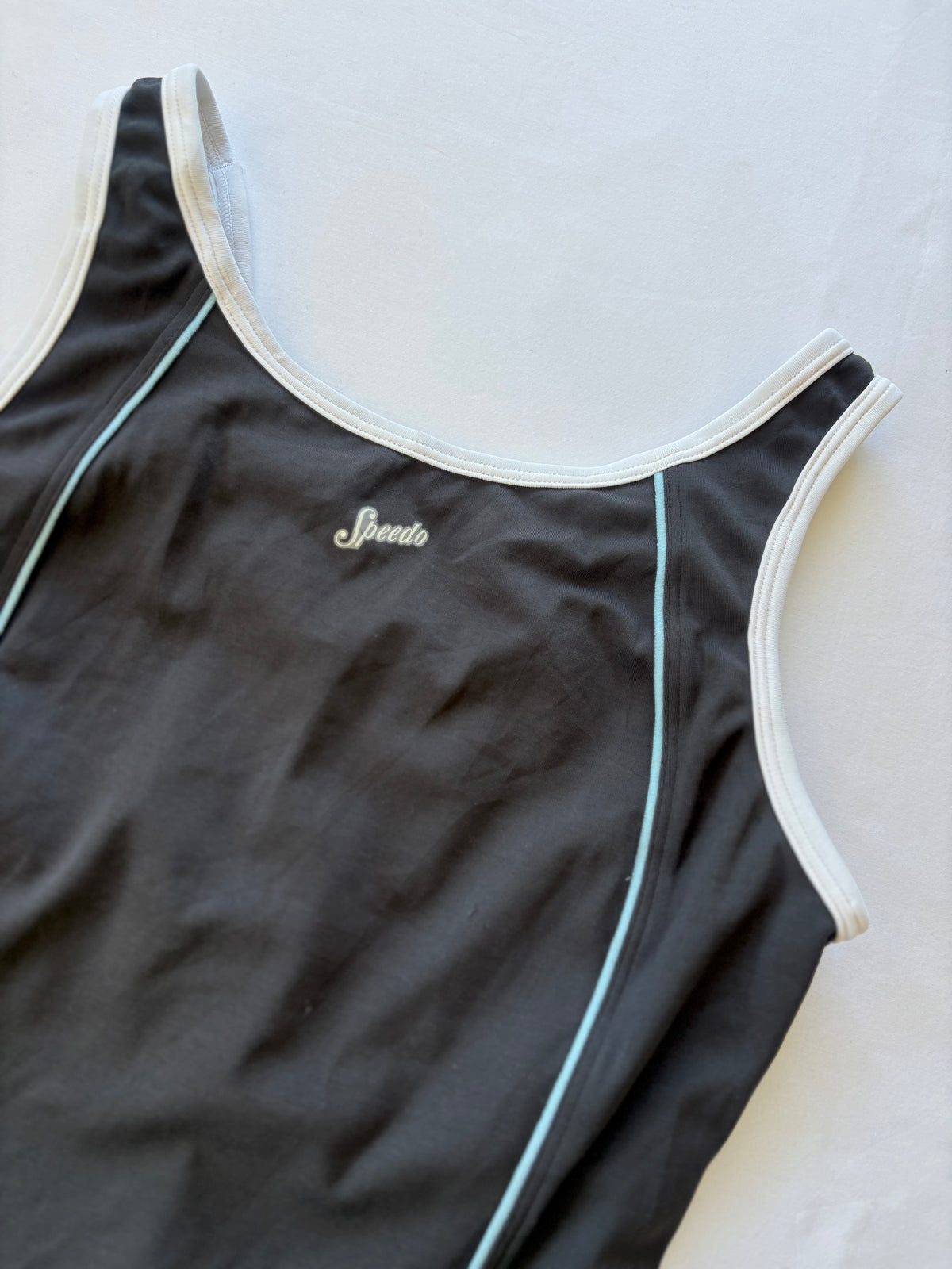 00’s Speedo sports tank | Size 4-6