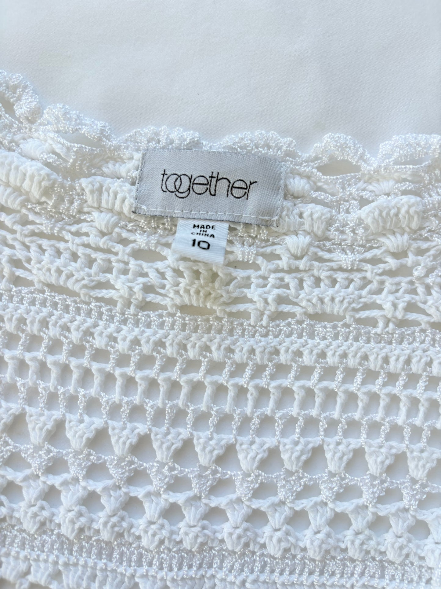 00’s Together crochet tie top | Size 10
