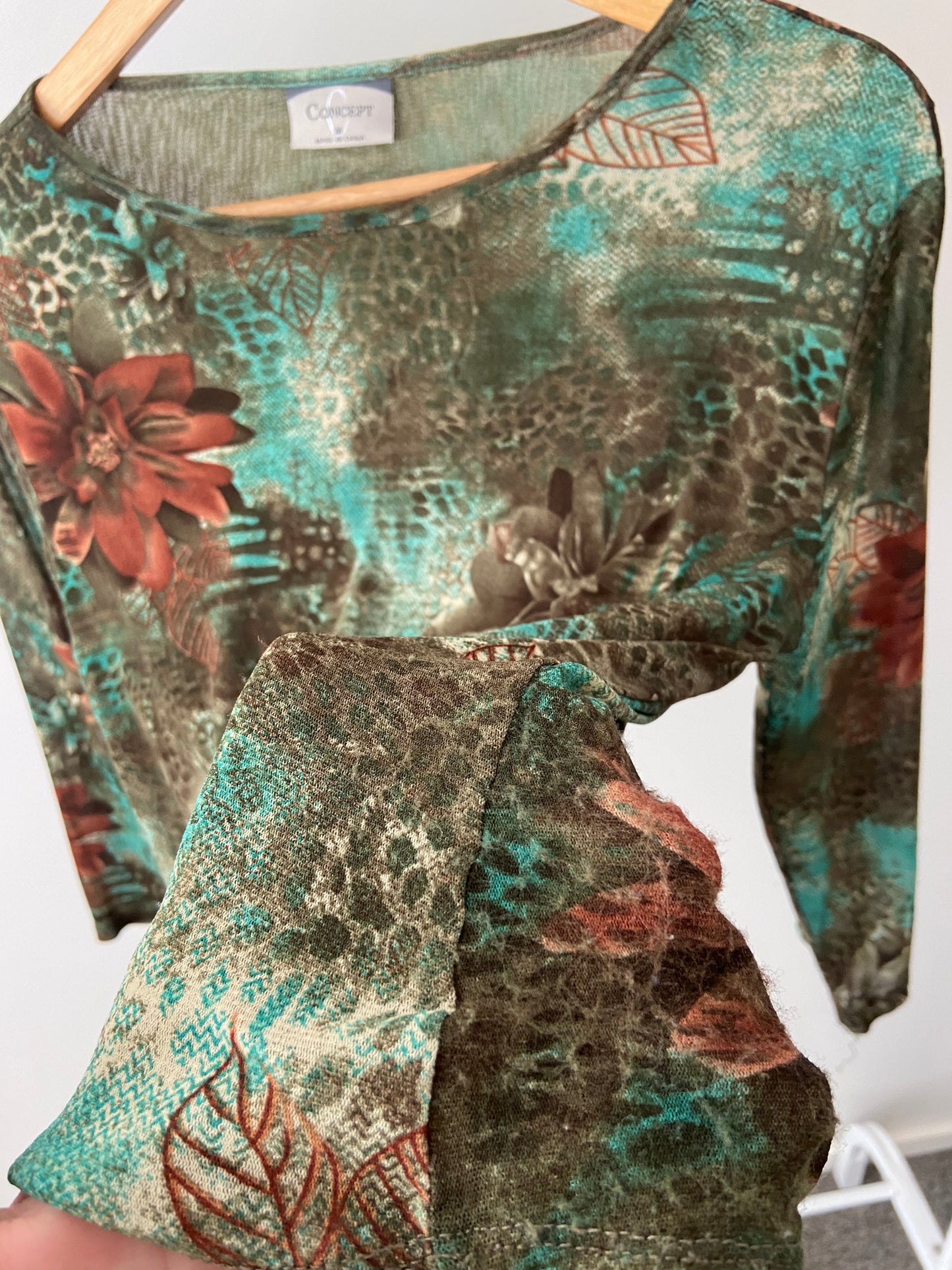00’s Green graphic top