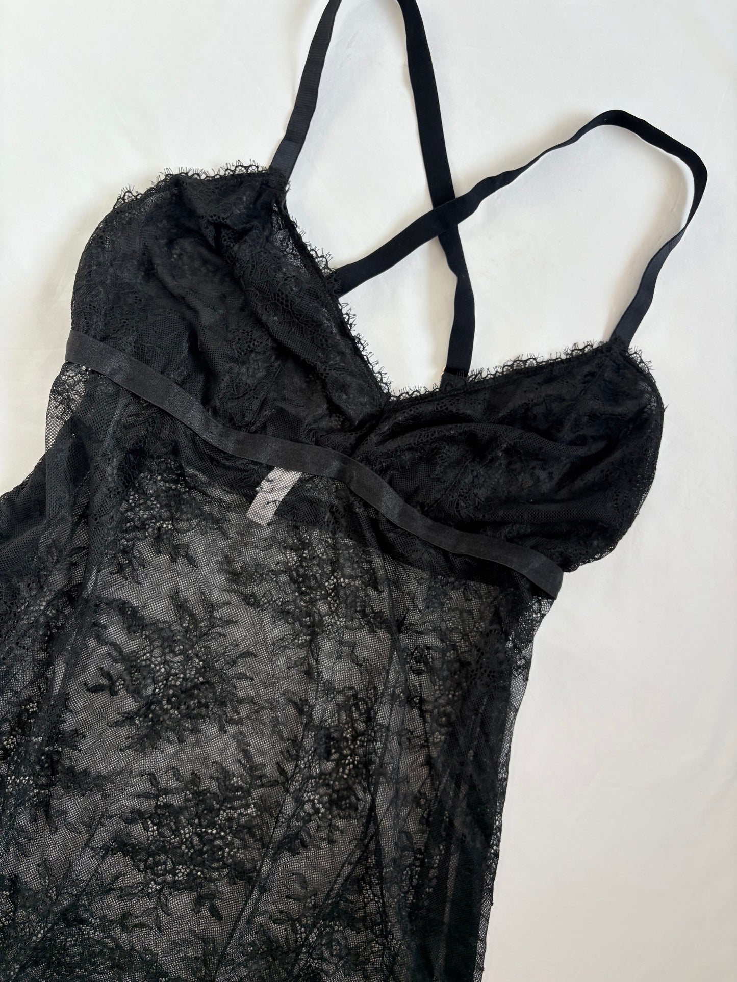 00’s Auden cross back lace cami | Size 16