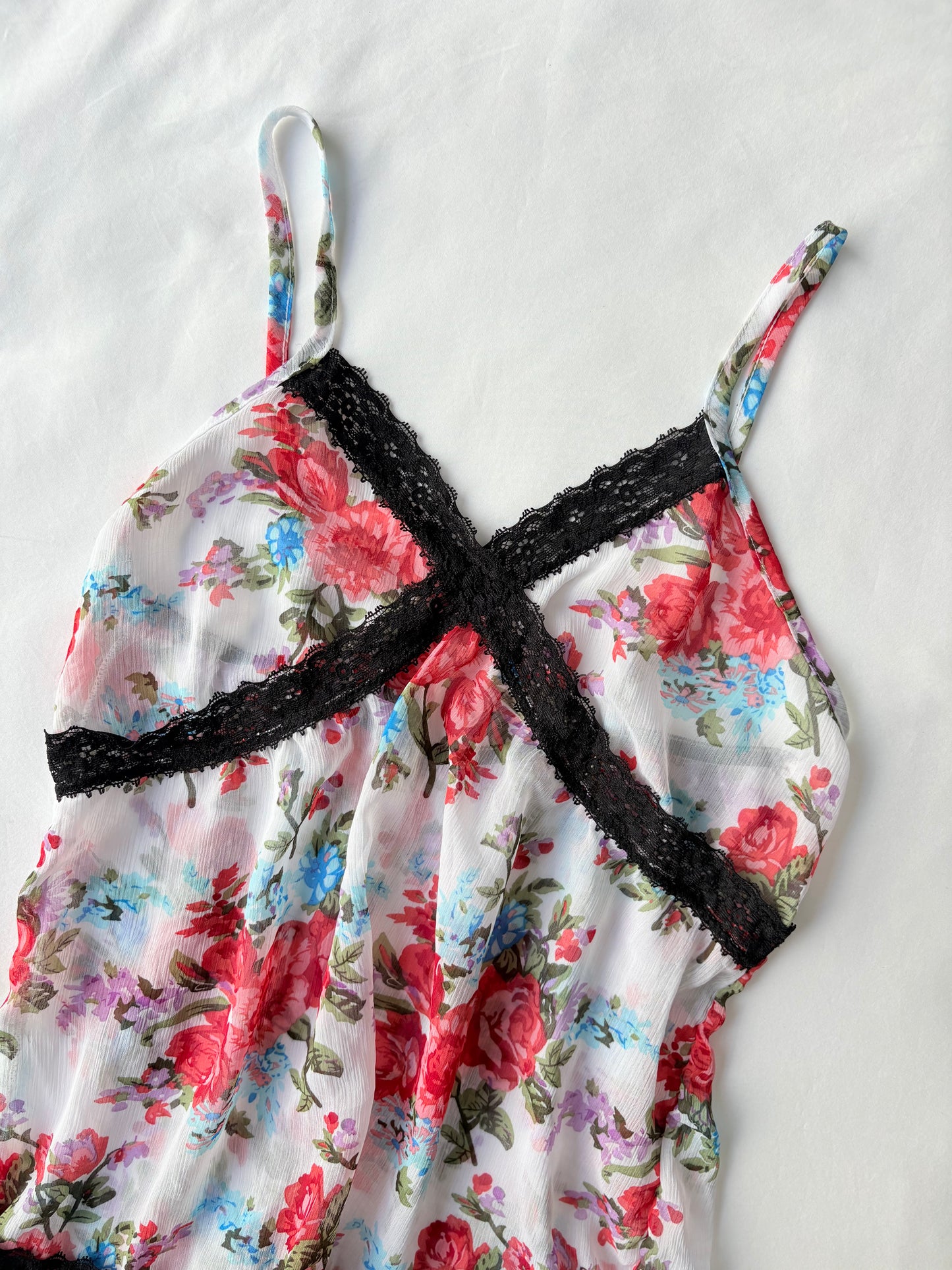 00’s Lace trim floral cami | Size 10-12