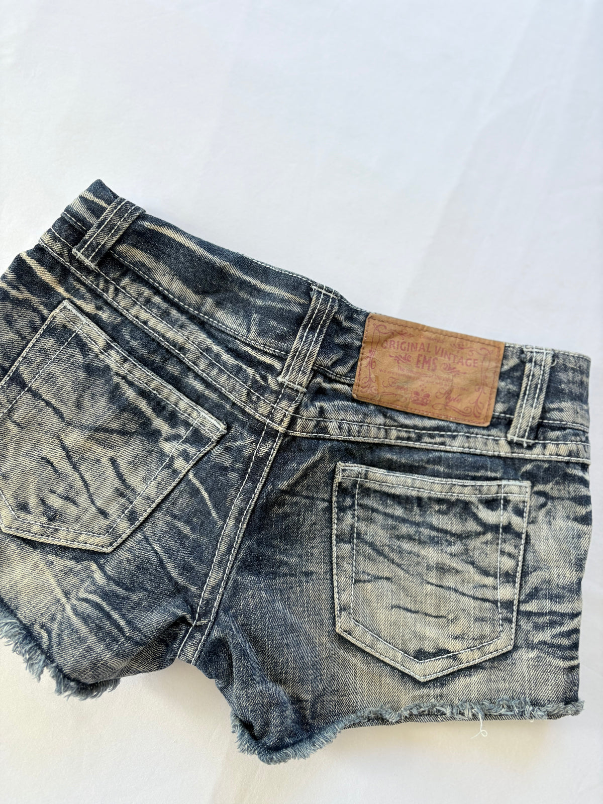 00’s EMS low rise denim shorts | Size 8