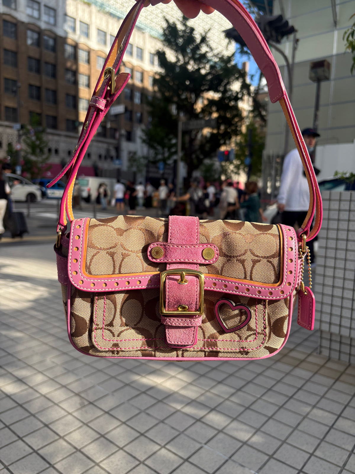 2004 Coach soho heart signature bag