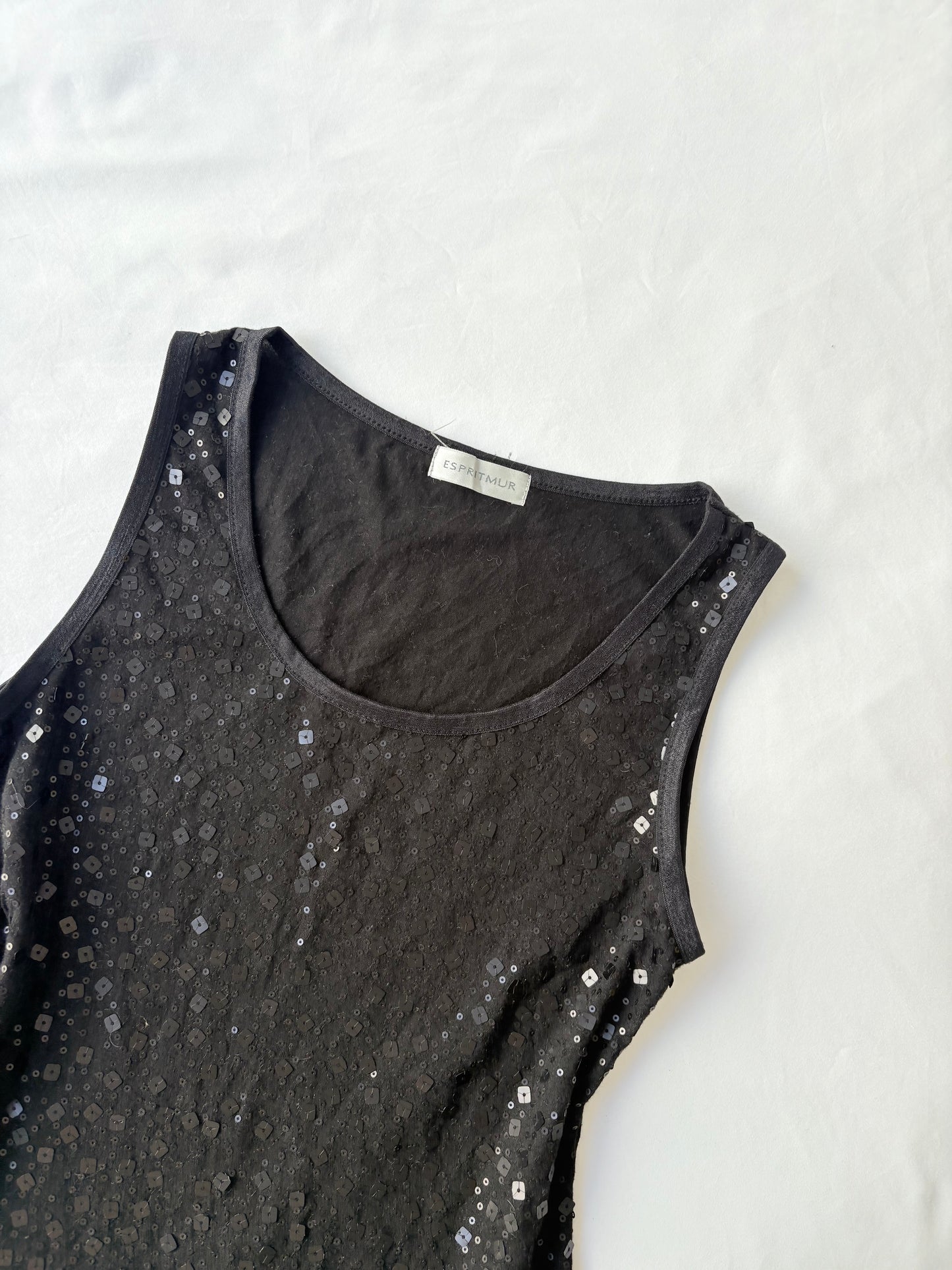 00’s Black sequin tank | Size 8-10