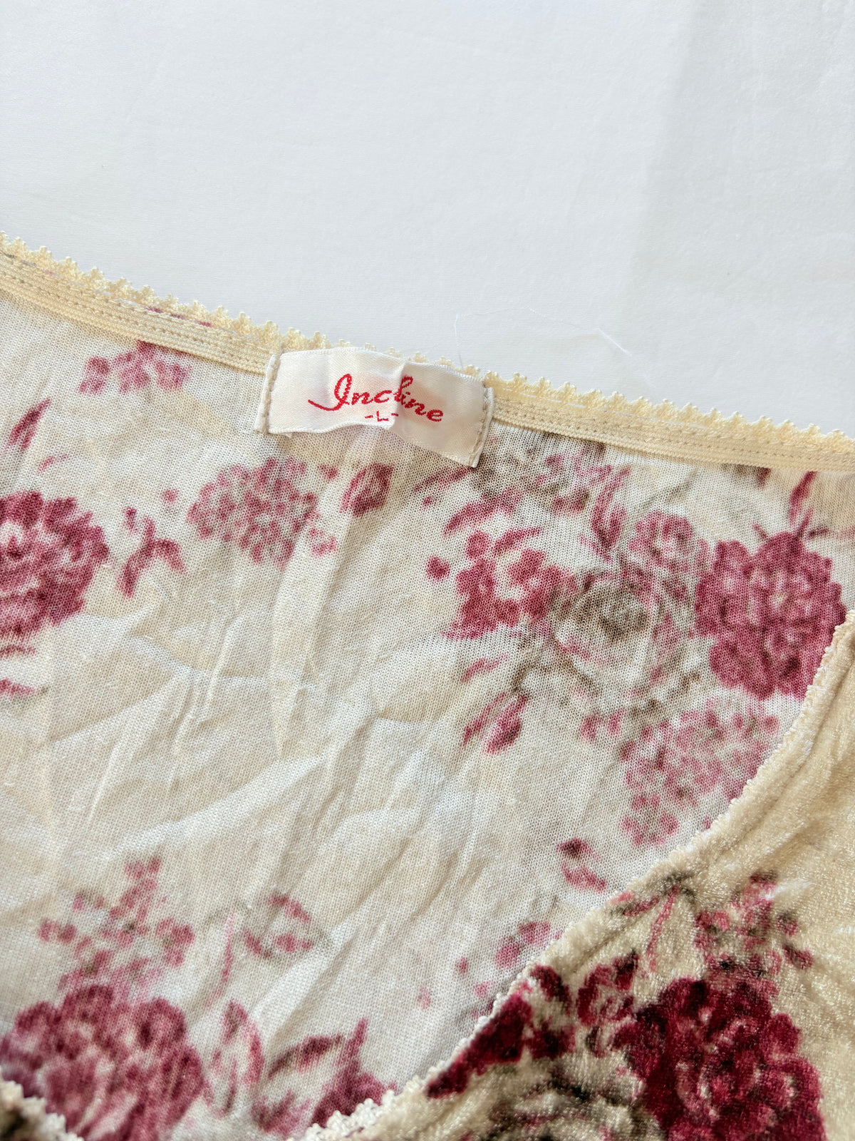 00’s Japanese ribbon floral top | Size 10-12