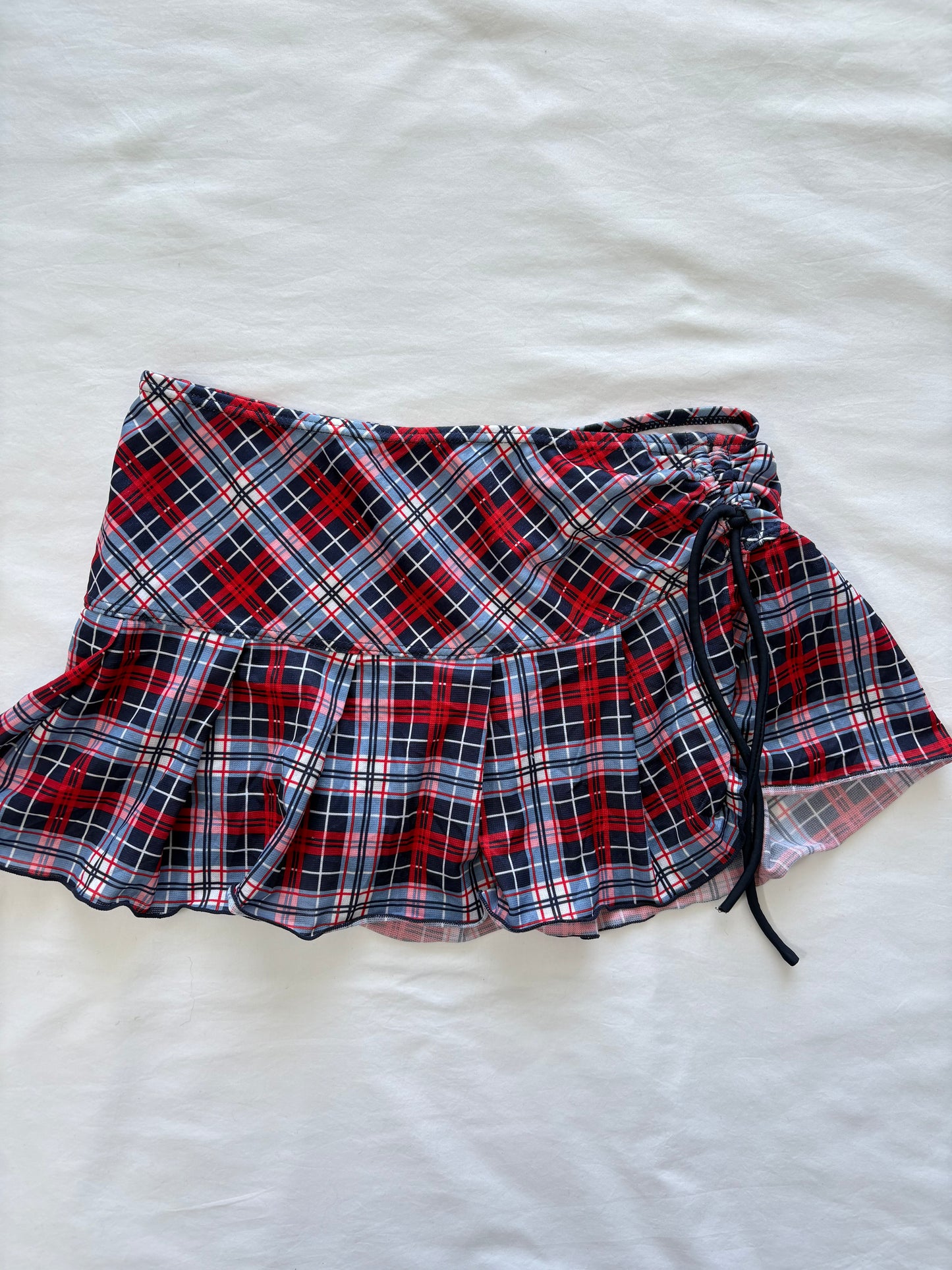 00’s Plaid micro mini skirt | Size 6