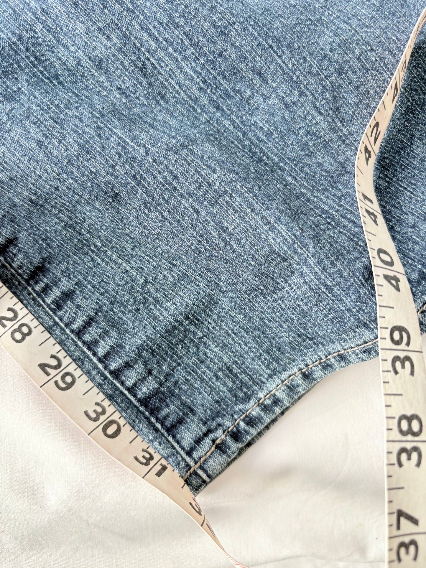 00’s Obvious flared denim jeans | Size 8