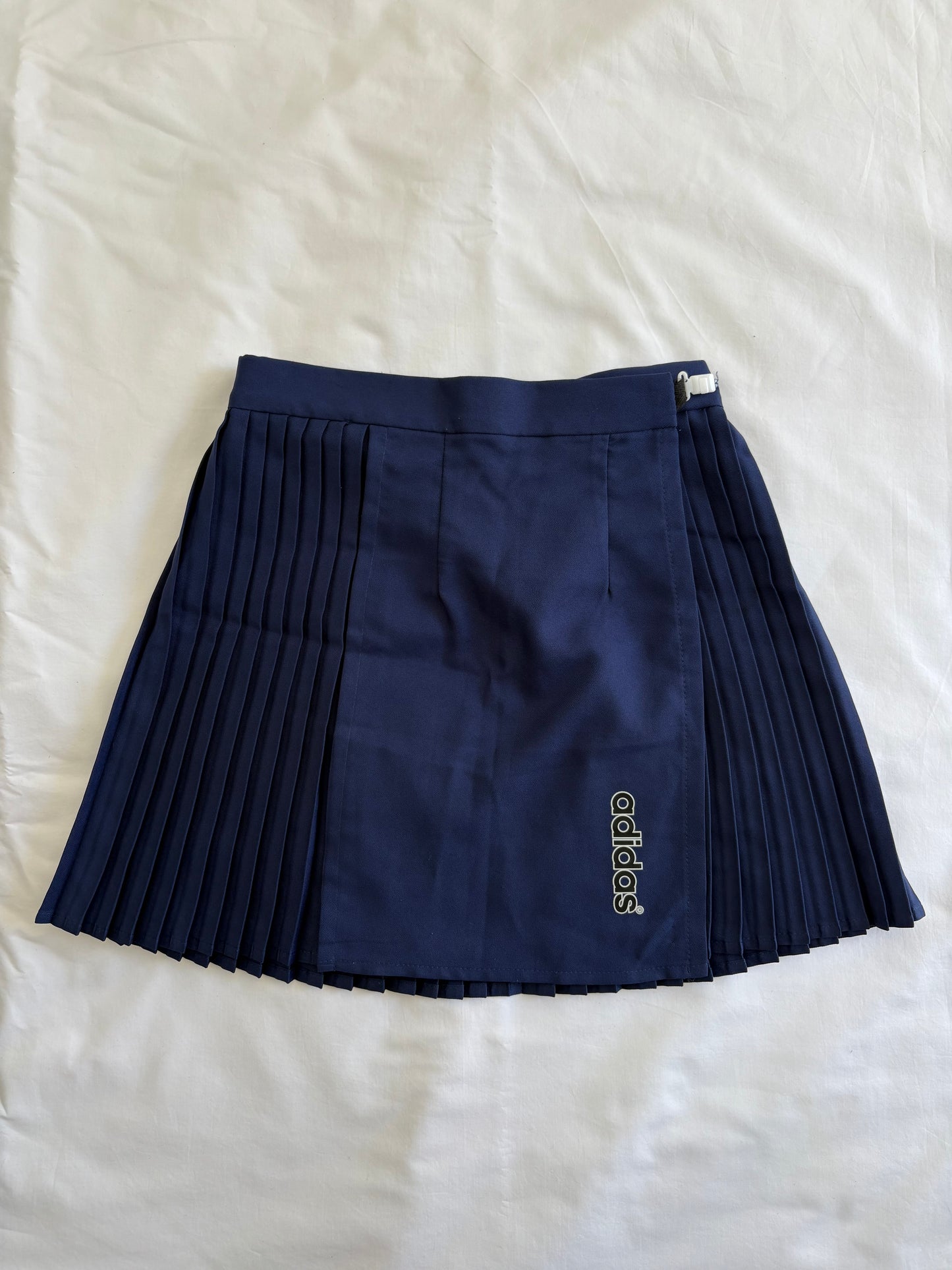 00’s Navy Adidas tennis skirt | Size 8-12