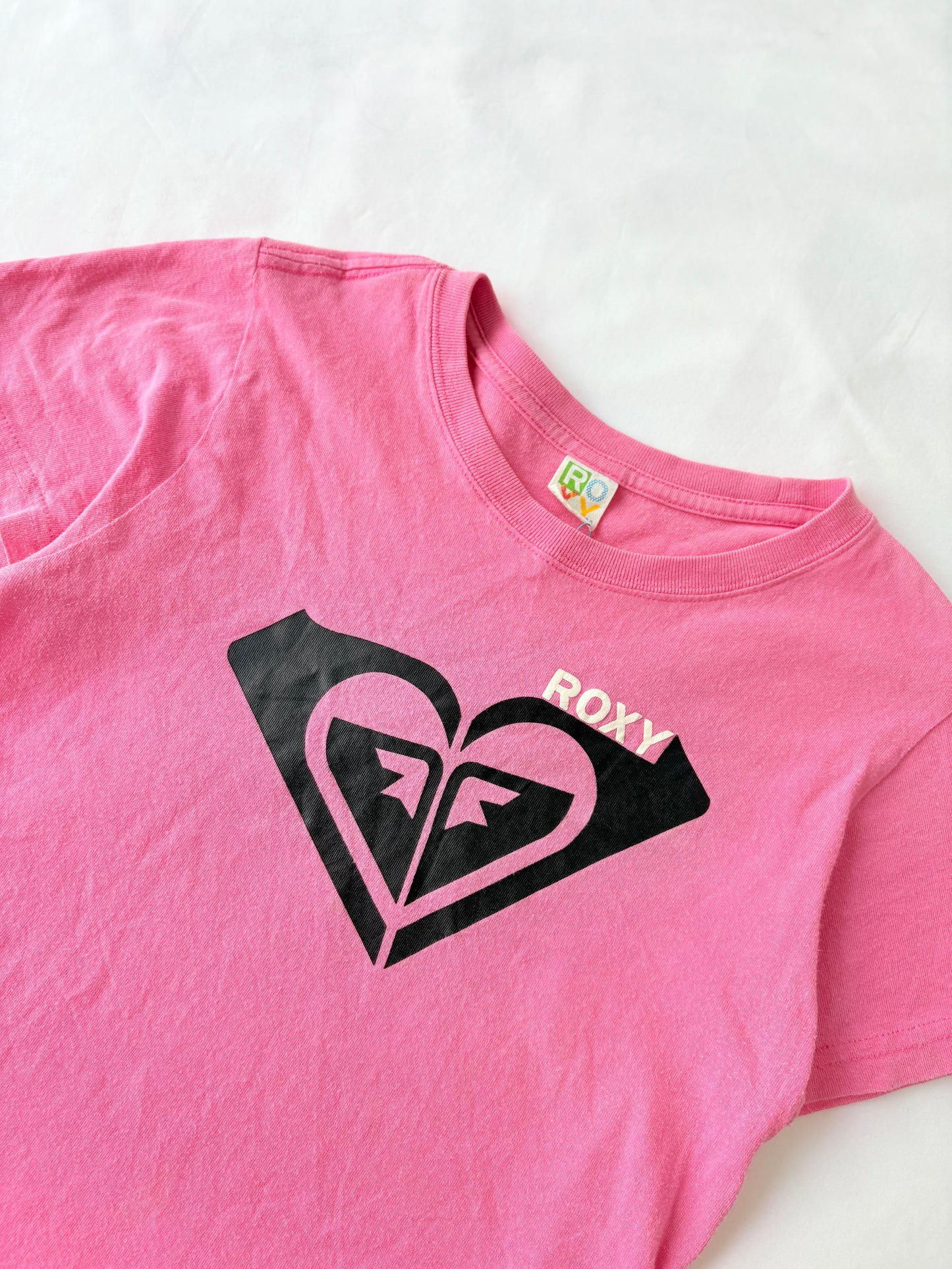 00’s Roxy pink logo tee | Size medium