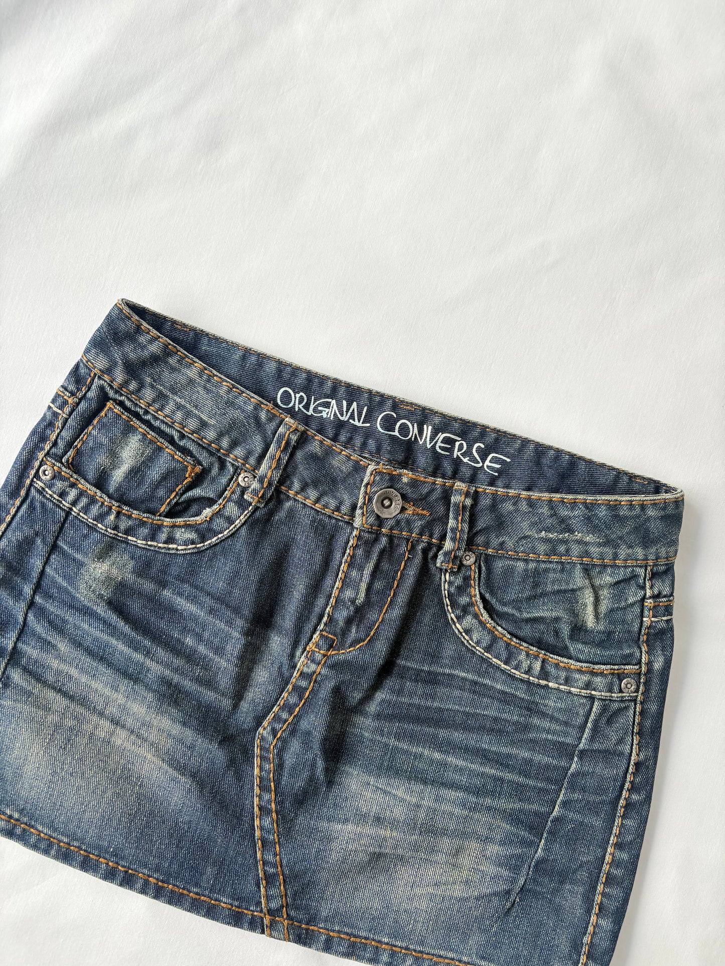 00’s Converse denim mini skirt | Size 8