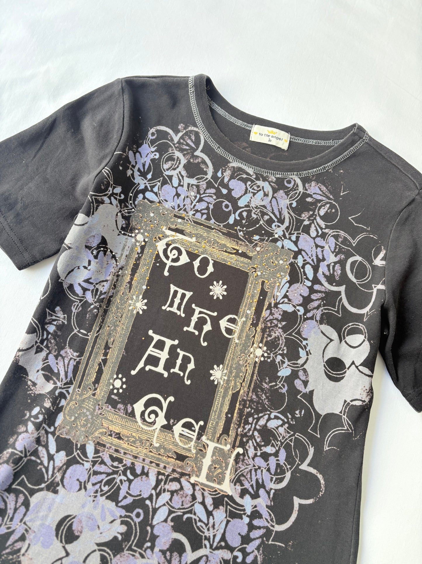 00’s To the angel graphic tee | Size large