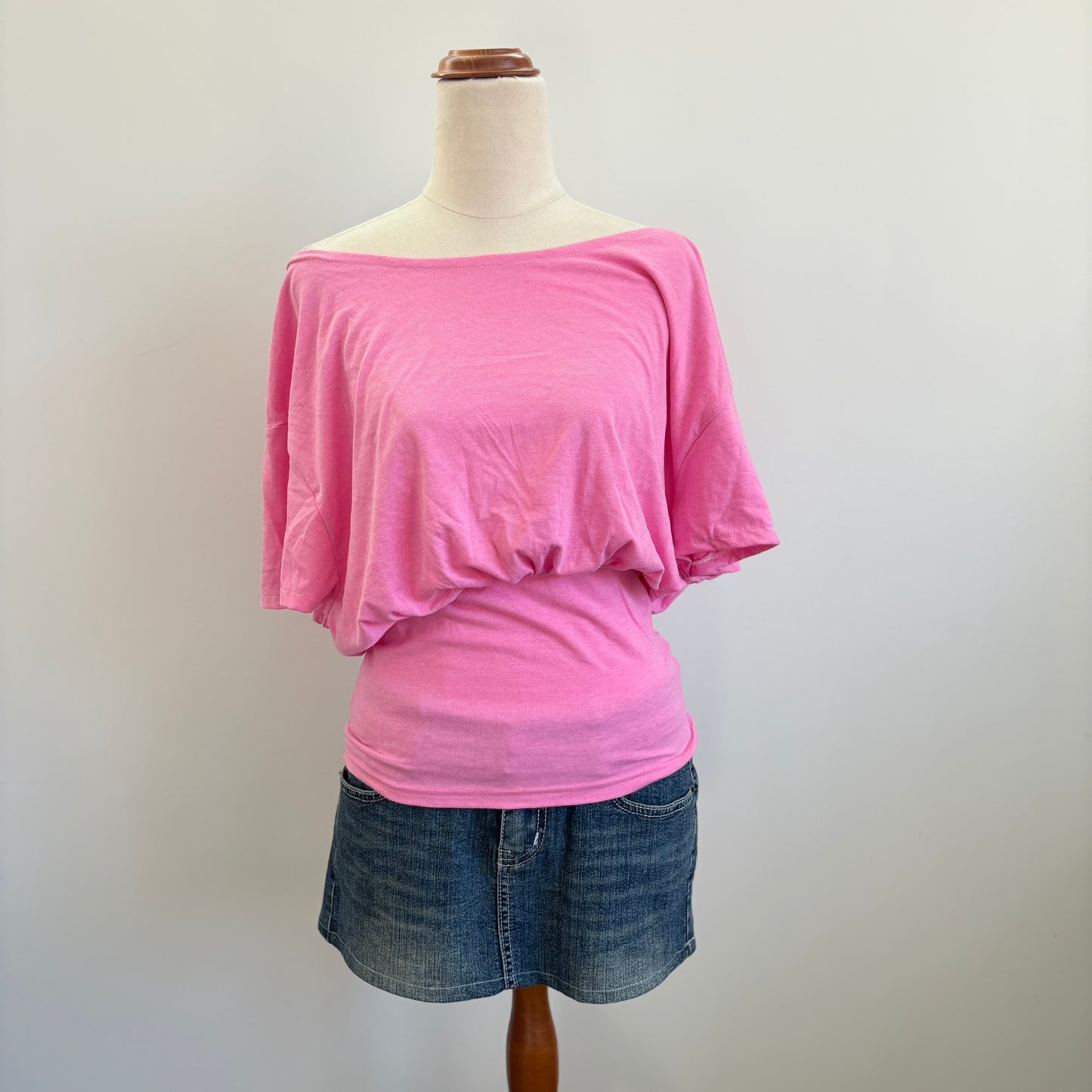 00’s Reworked off the shoulder pink top | Size 8