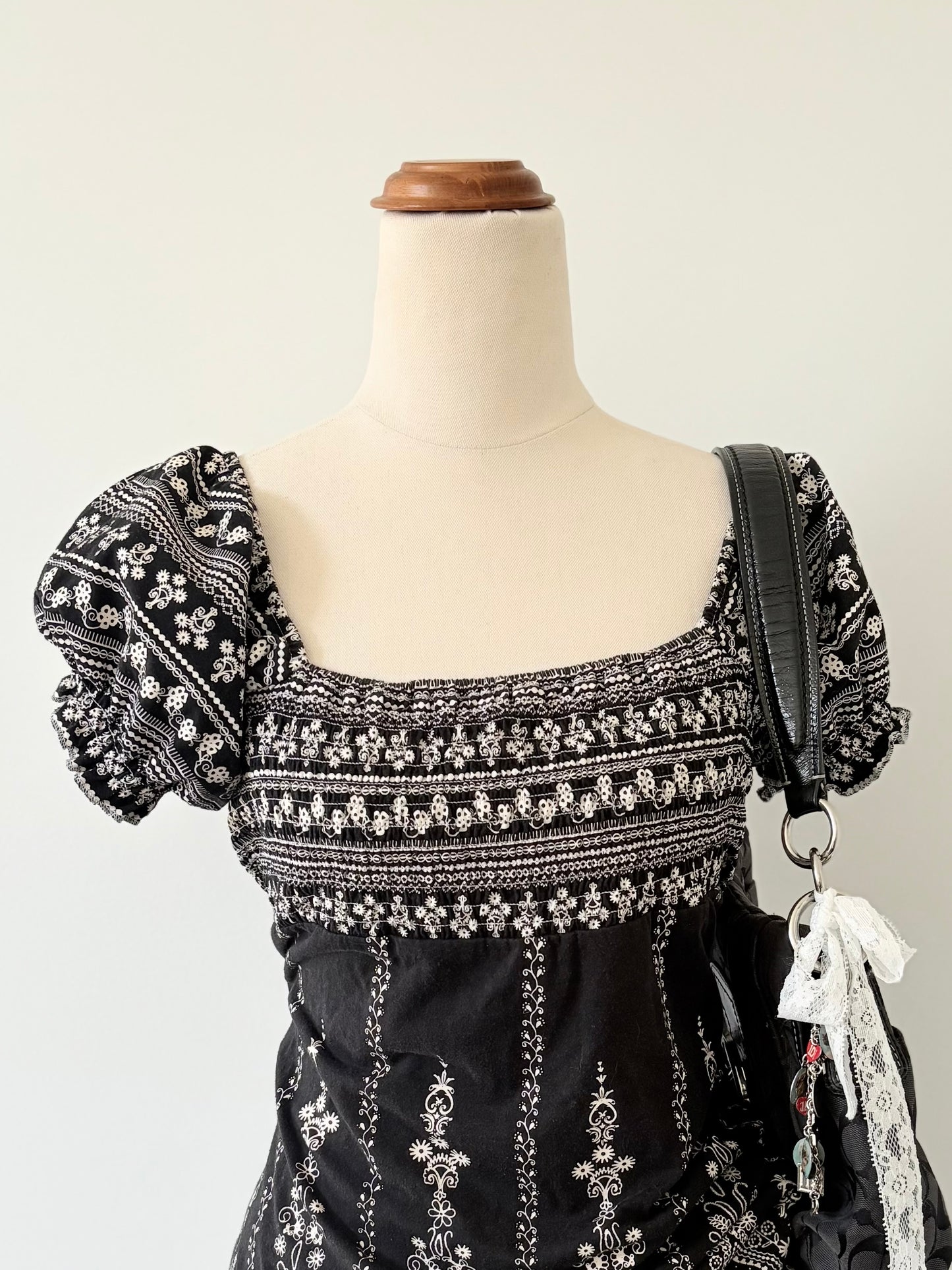 00’s Switch boho babydoll top | Size large