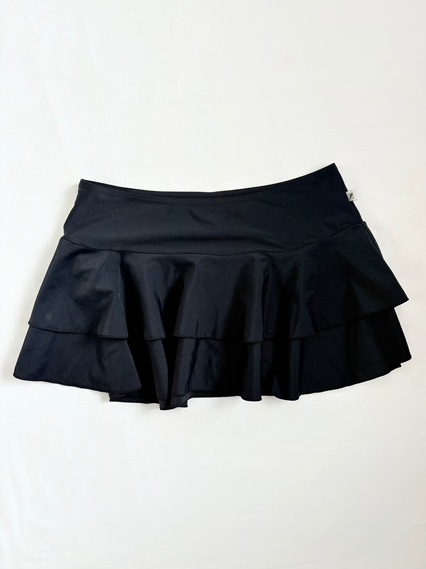 00’s Fila tiered mini skirt | Size 8-10