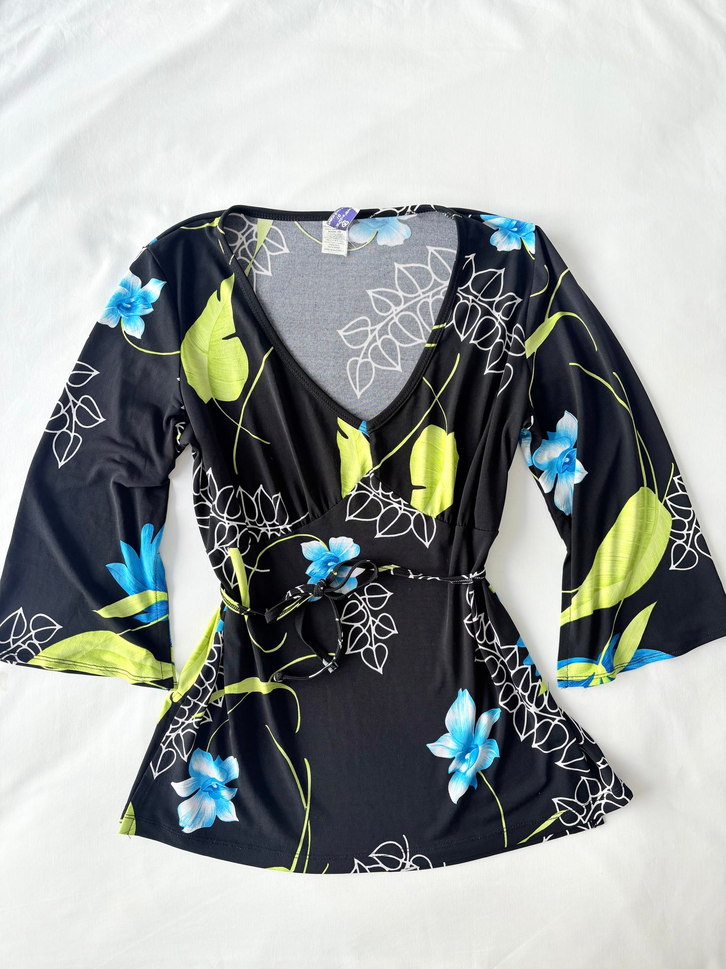 00’s Tie waist flared top | Size 10-12