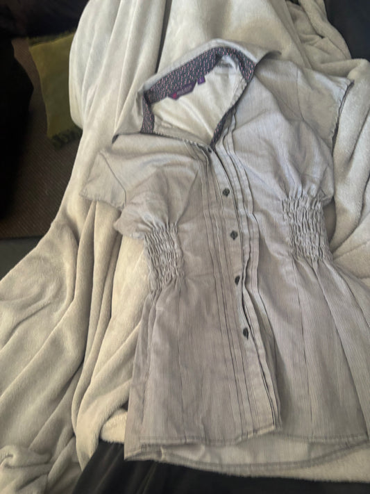 00’s Grey Brick House cinched shirt | Size 10-12