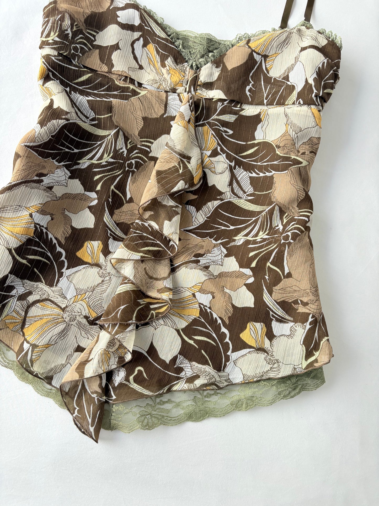 00’s Ruffle lace trim cami | Size 12