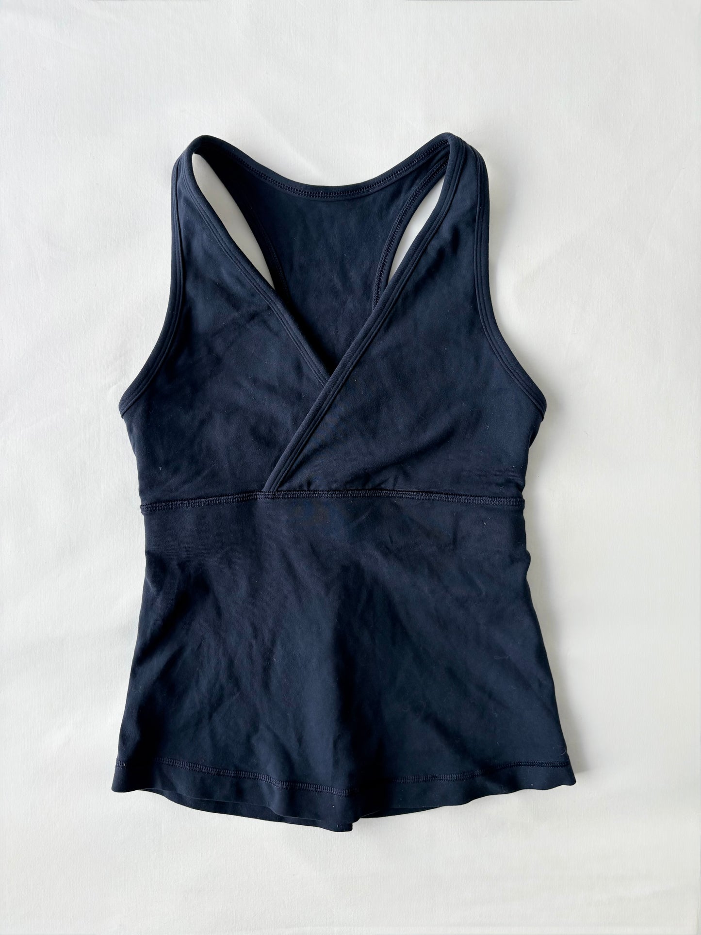00’s Lululemon navy tank | Size 8