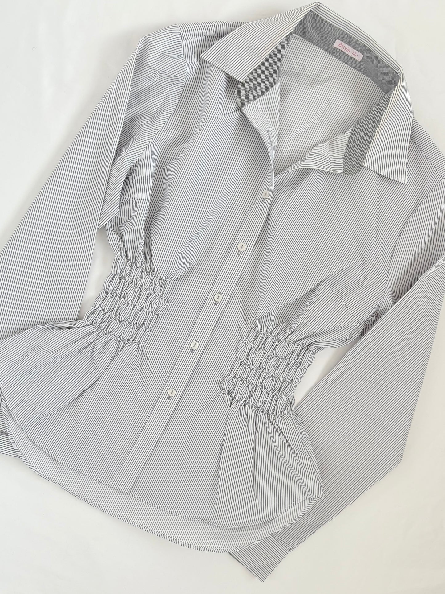 00’s Pinstripe long sleeve cinched shirt | Size 10-12