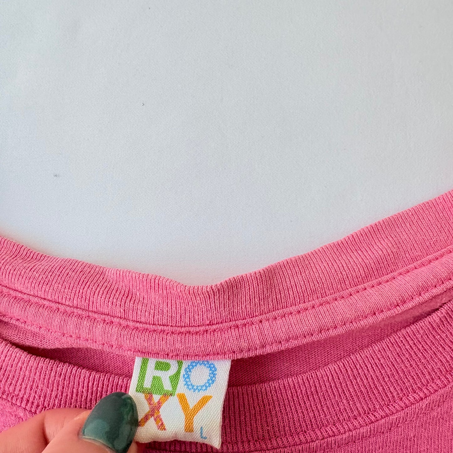 00’s Roxy pink baby tee | Size 10
