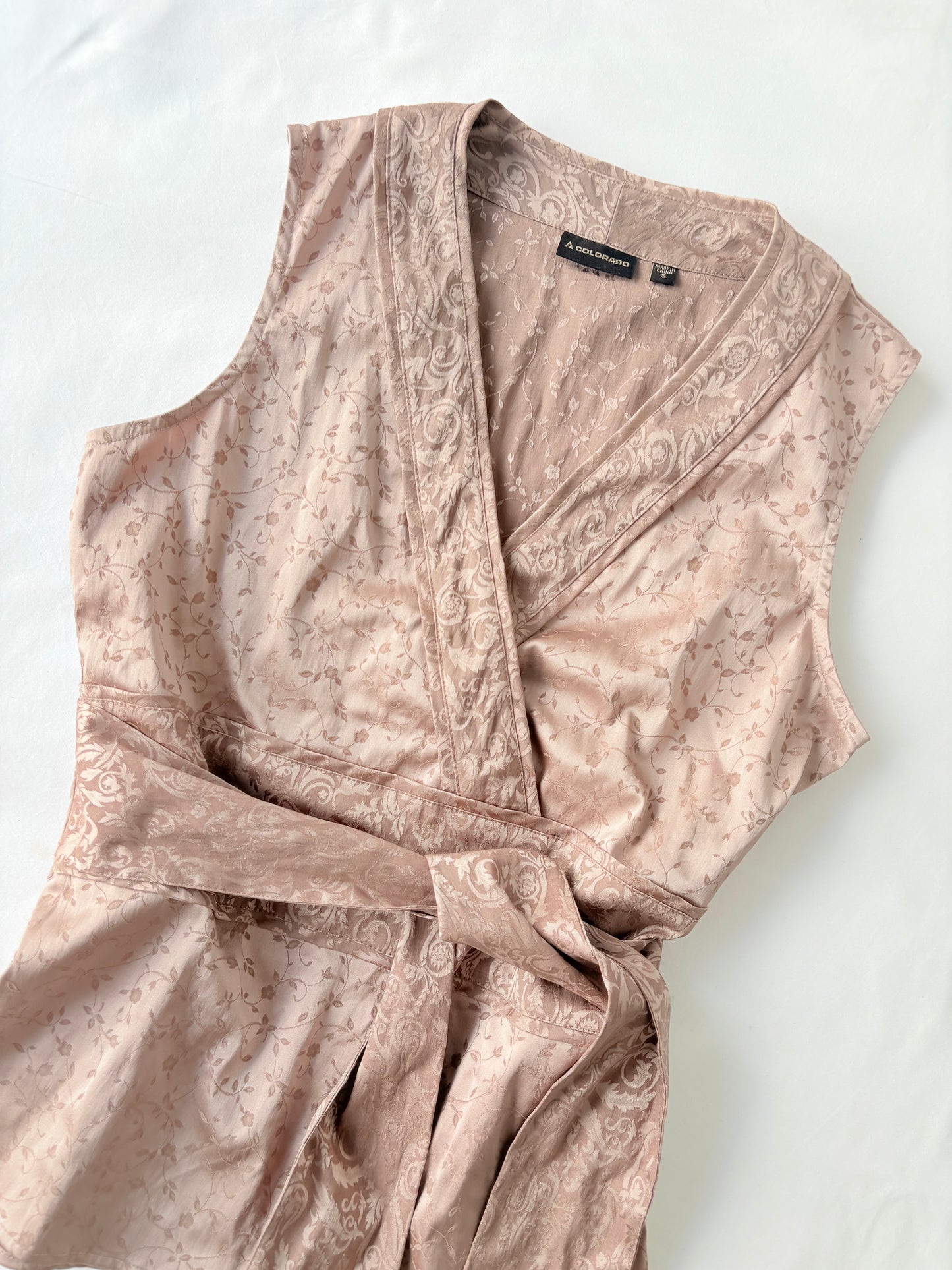 00’s Champagne tie top | Size small