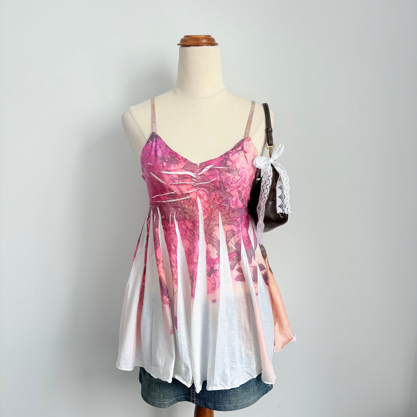 00’s Mudd pleated cami | Size medium