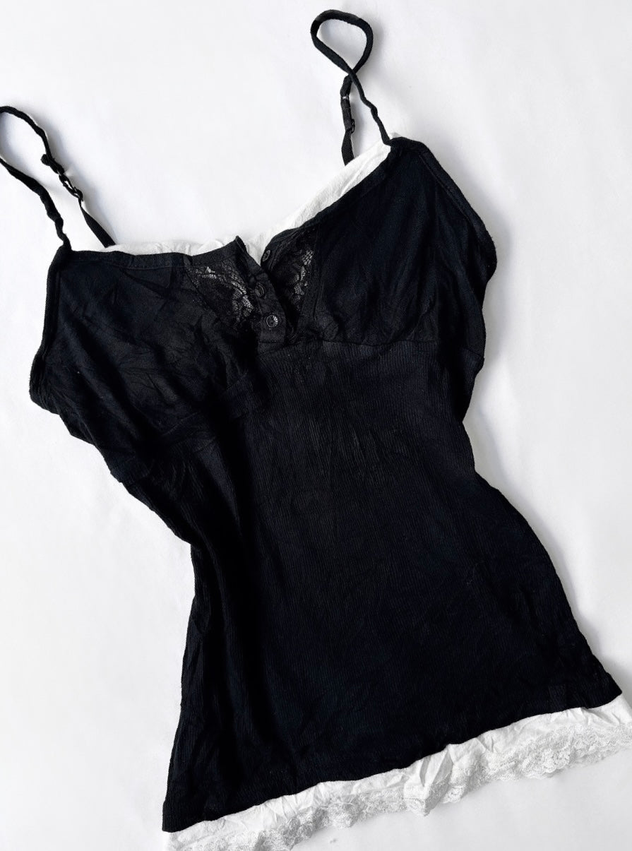 00’s Energie lace trim henley tank | Size XS