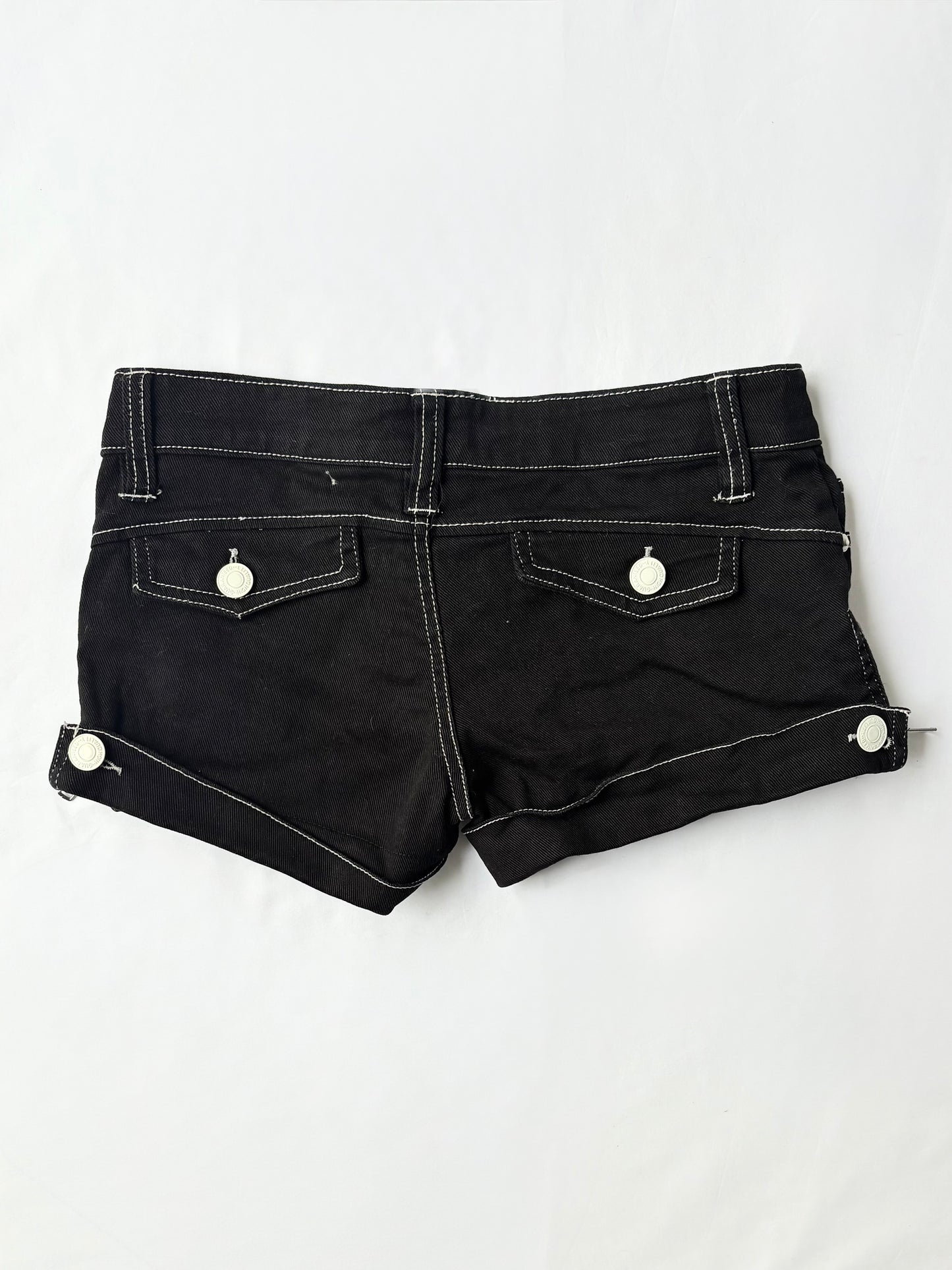00’s Spica low rise black shorts | Size 10