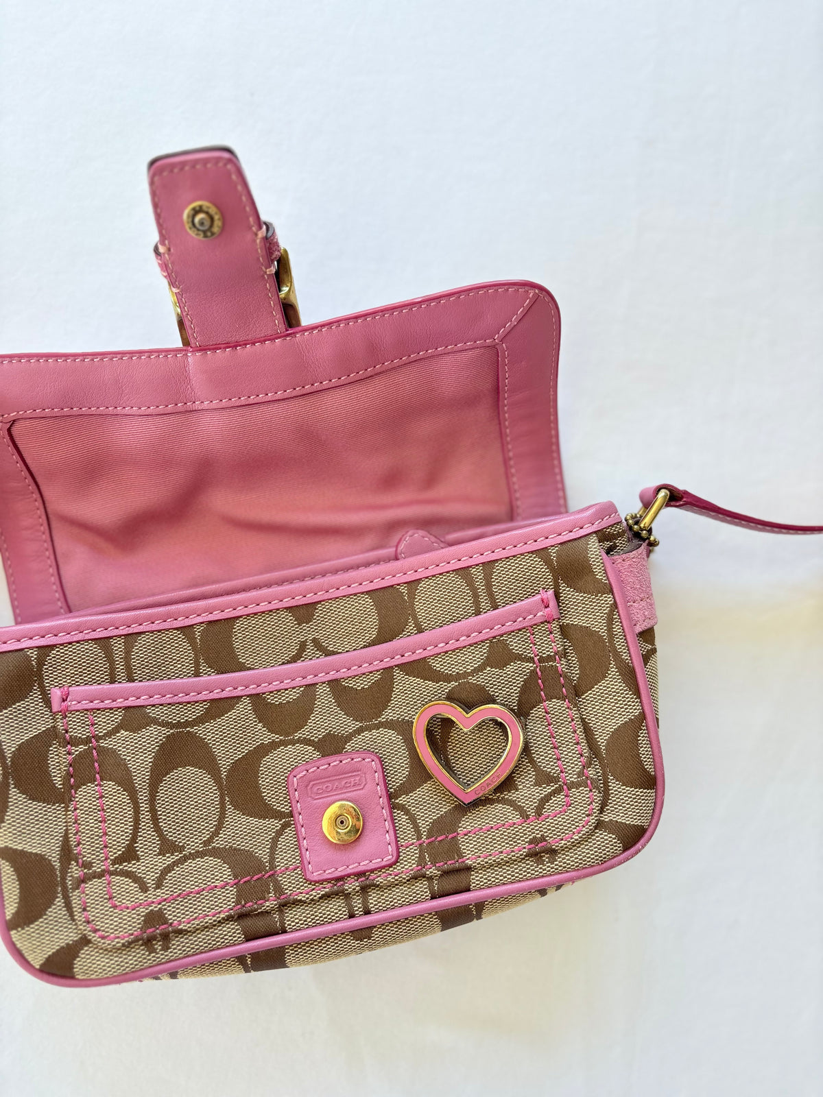 2004 Coach soho heart signature bag