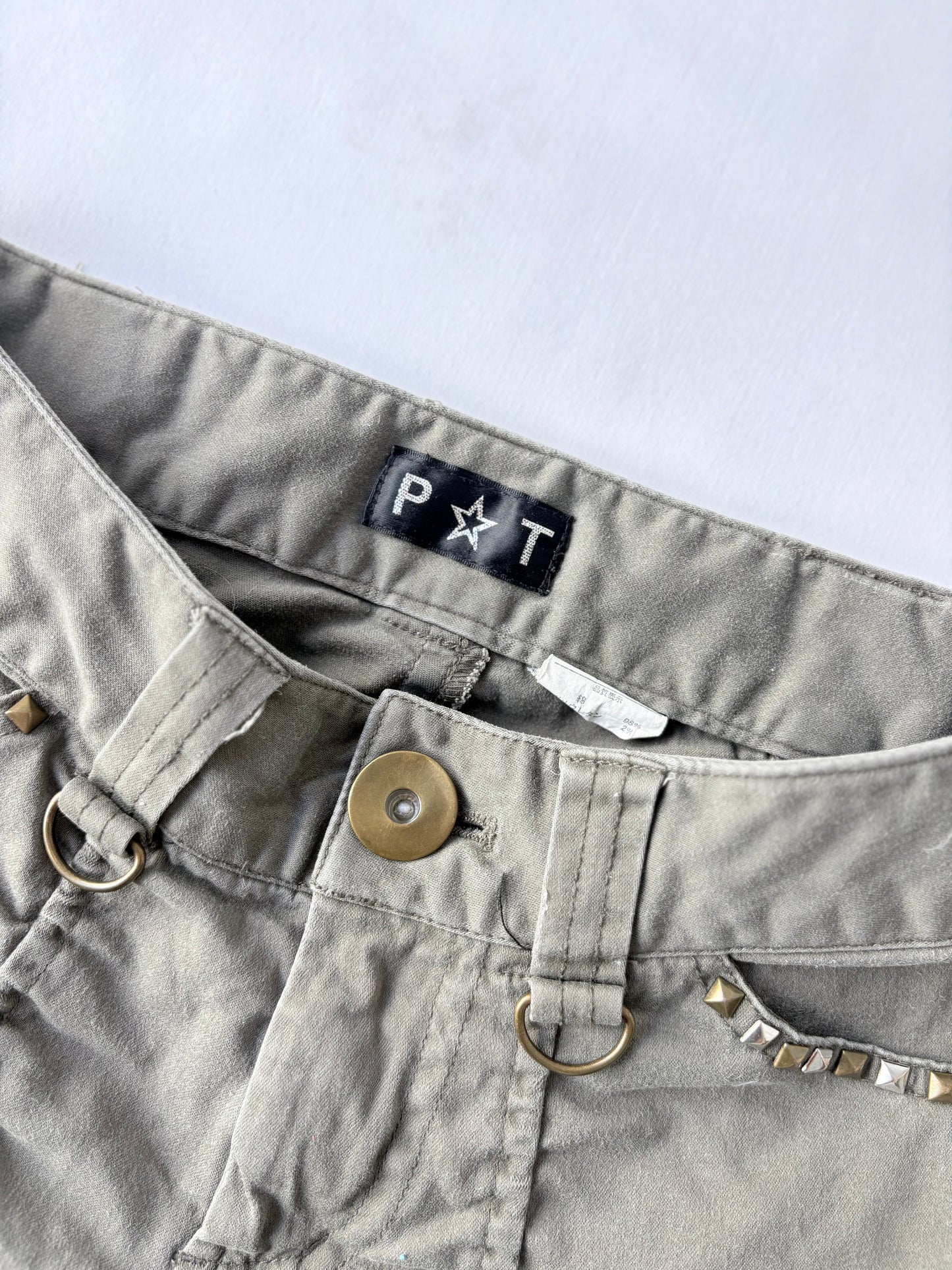 00’s Green studded low rise shorts | Size 8